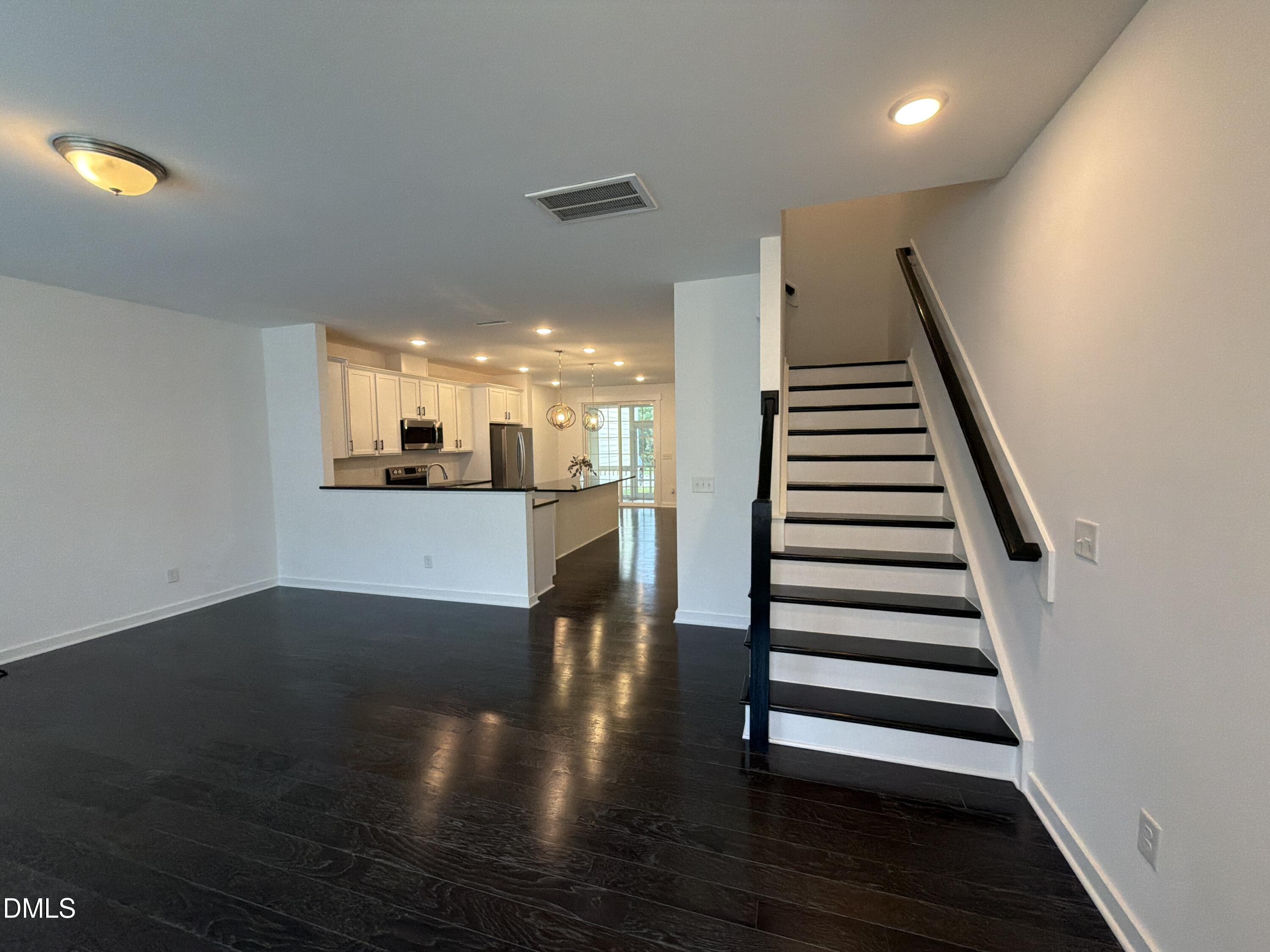 470 Triumph Lane