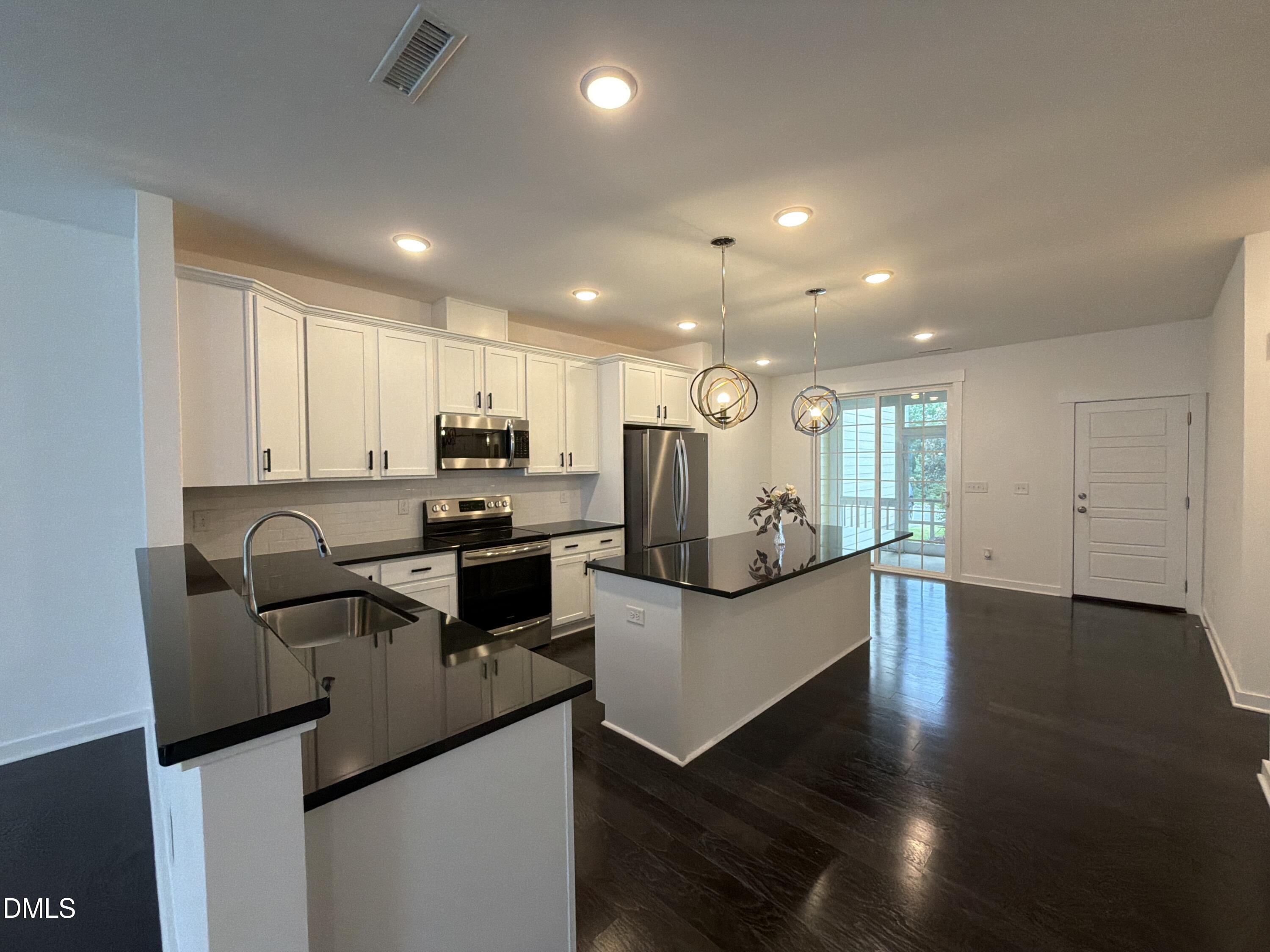 470 Triumph Lane