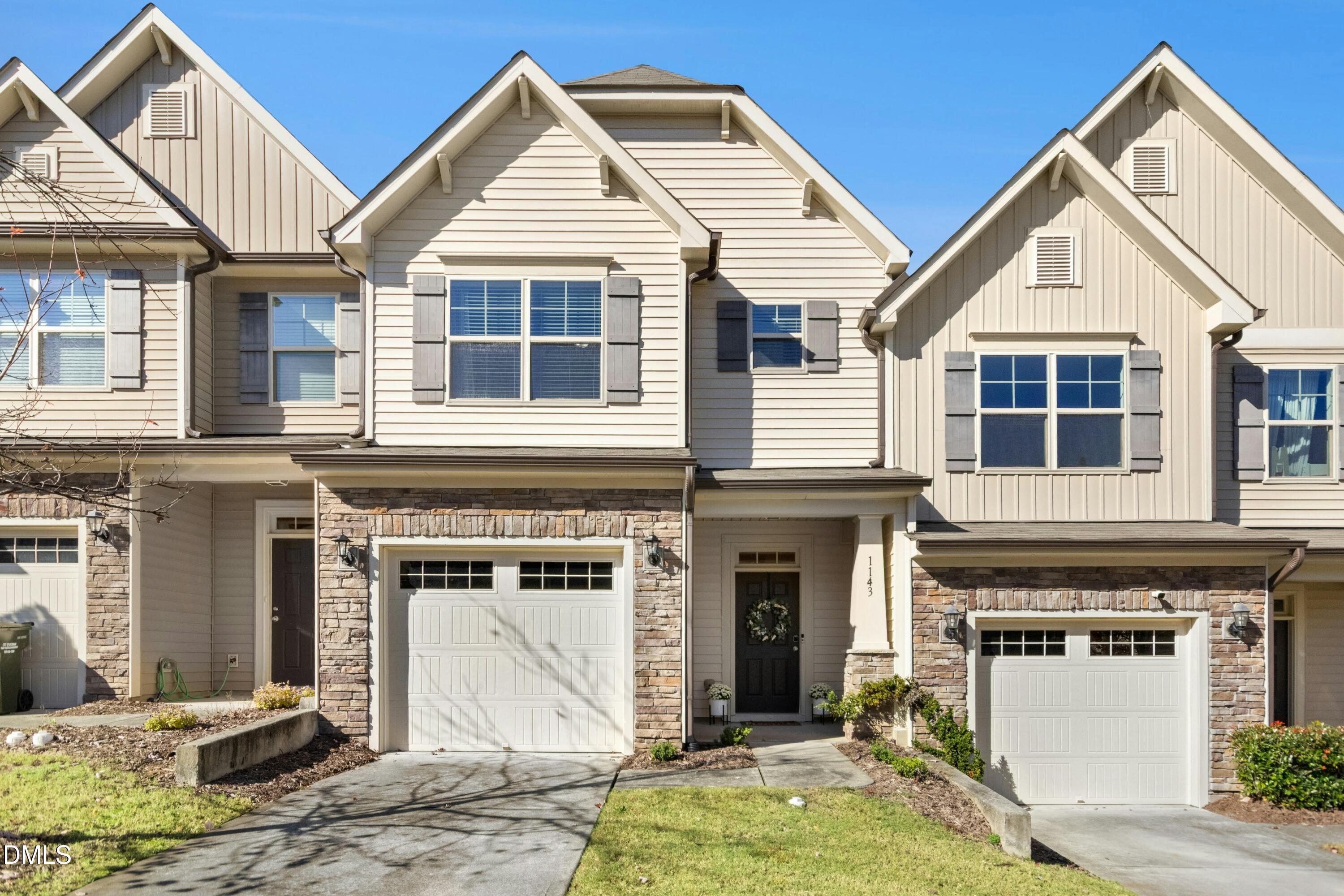 1143 Searstone Court