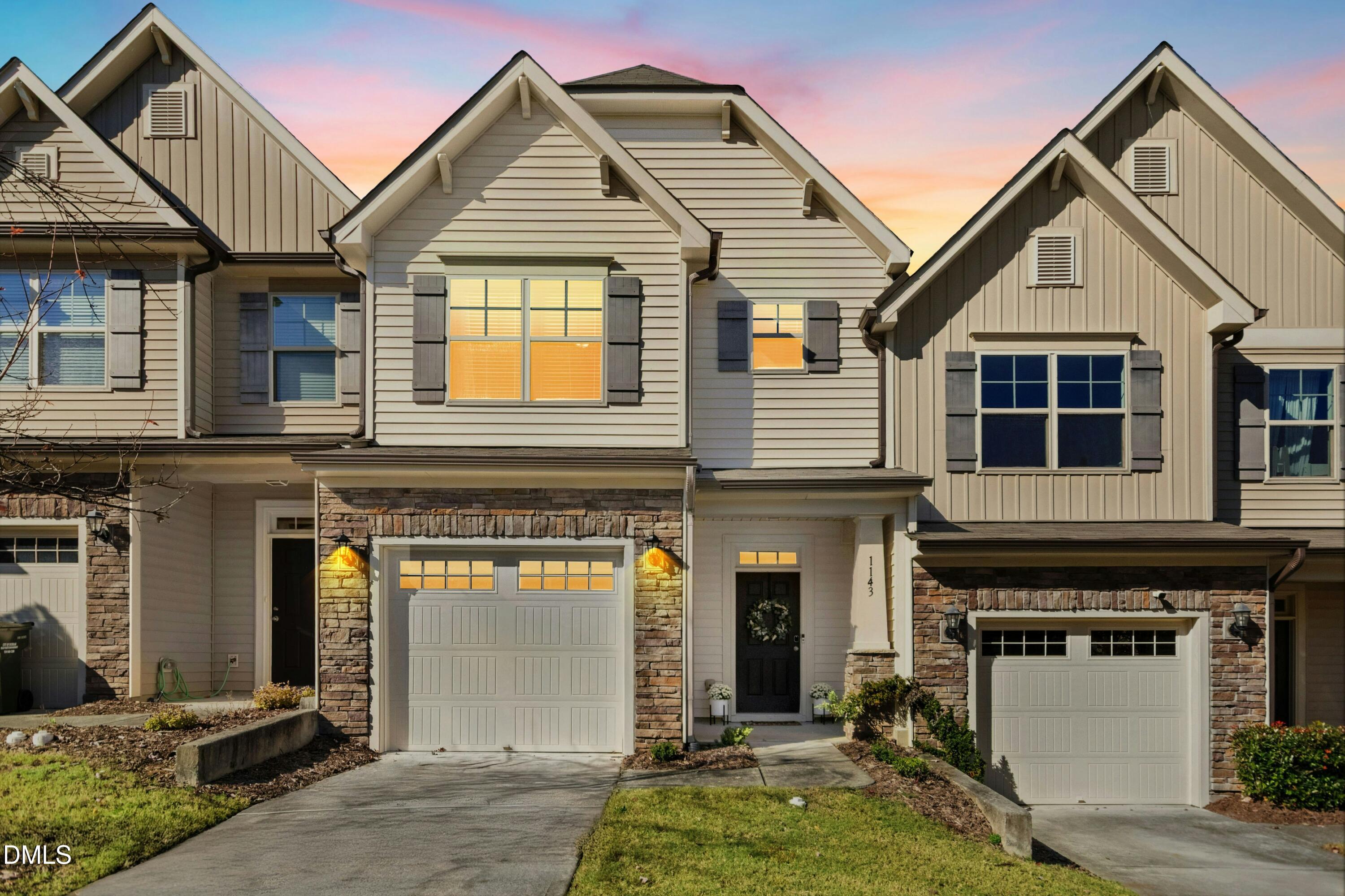 1143 Searstone Court