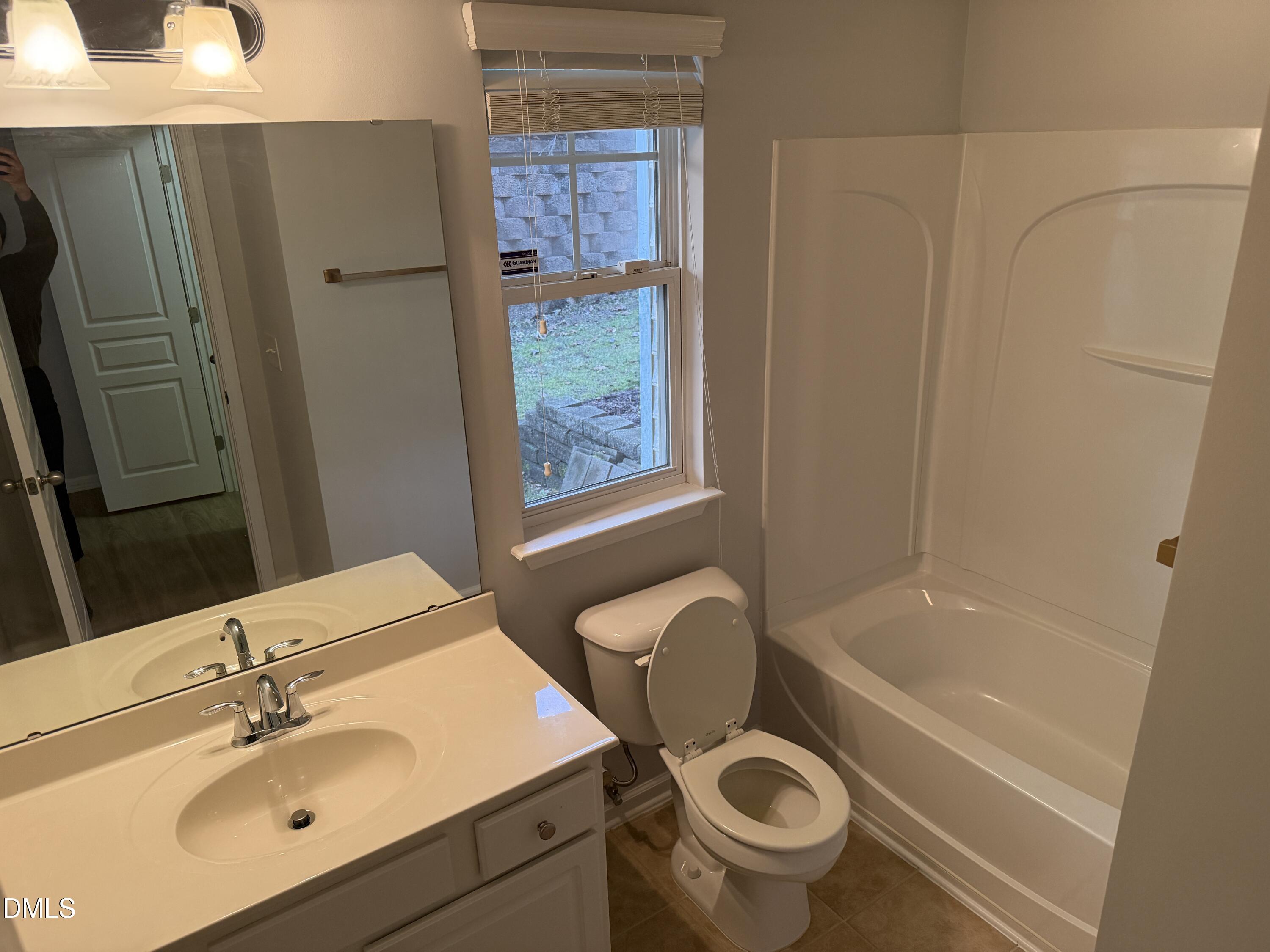 6136 Braidwood Court