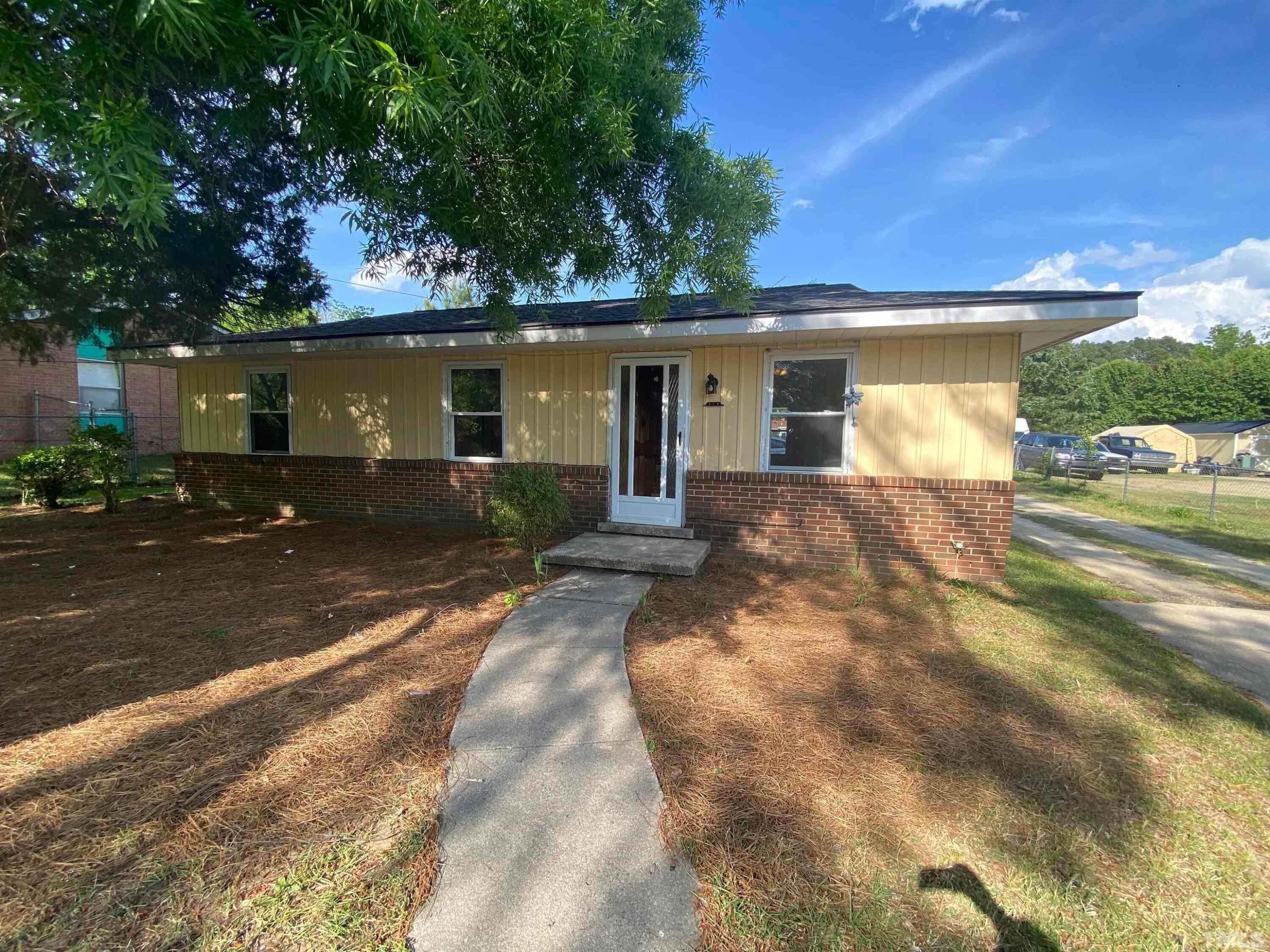 717 Lunar Drive