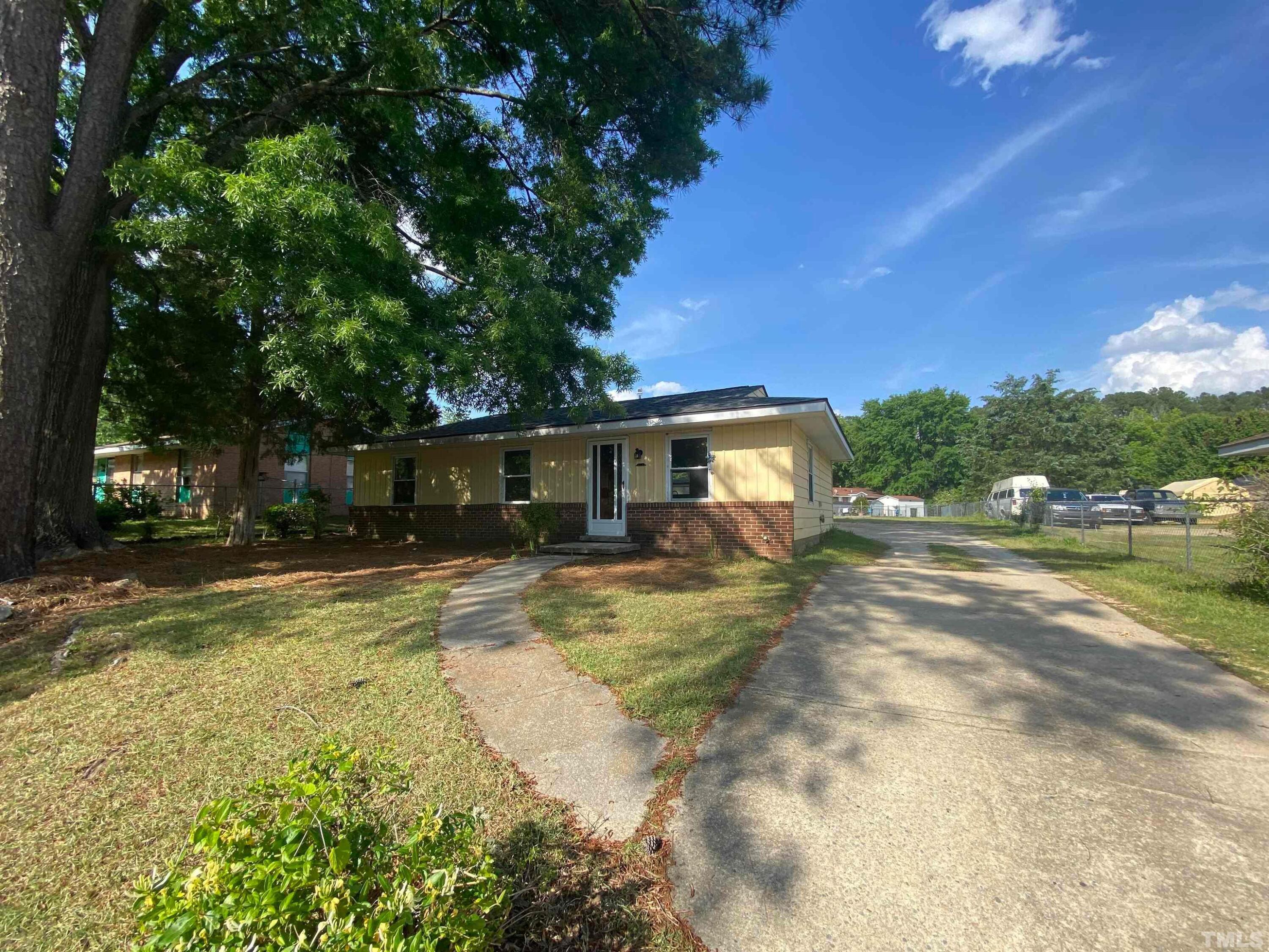 717 Lunar Drive