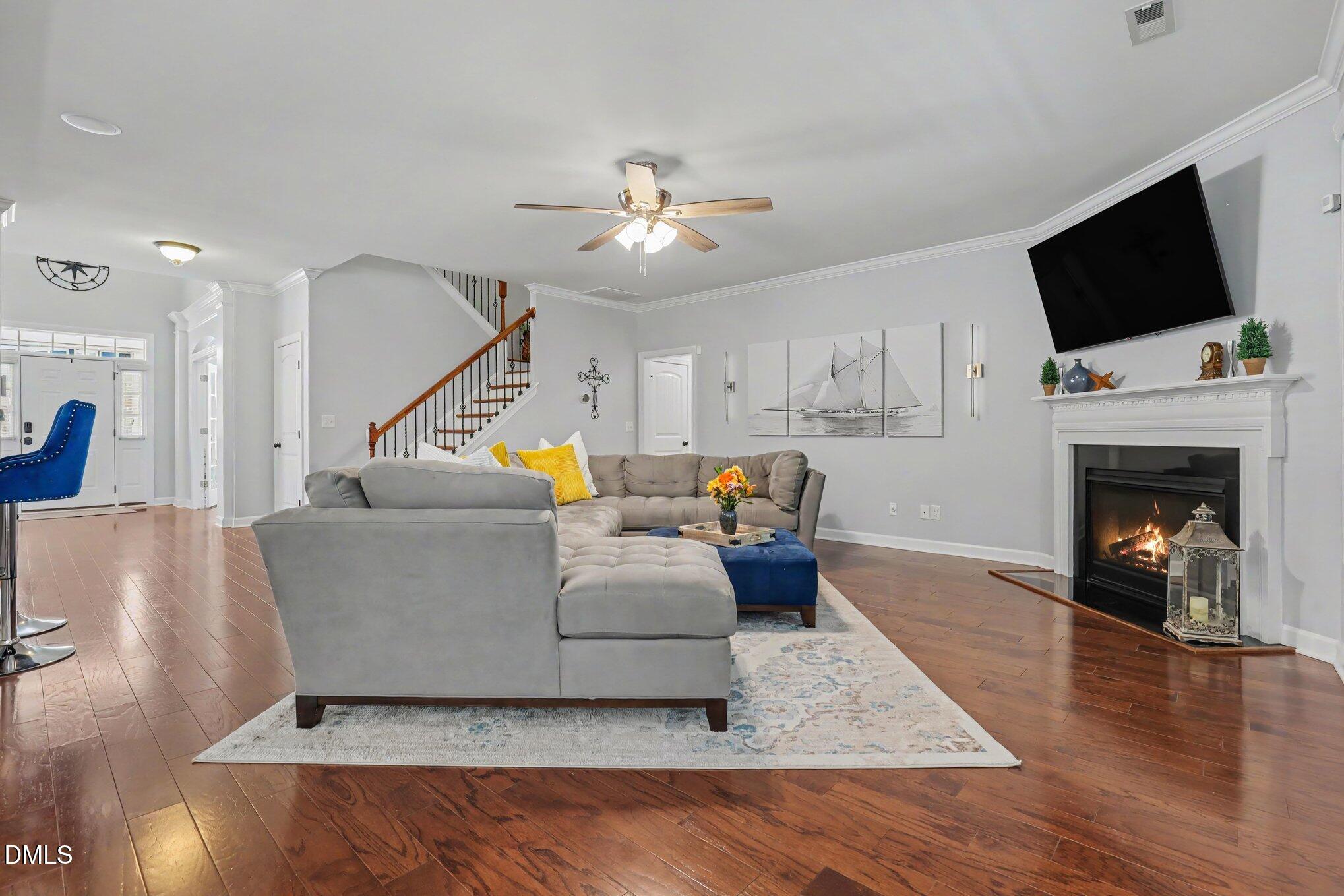294 Dongola Street