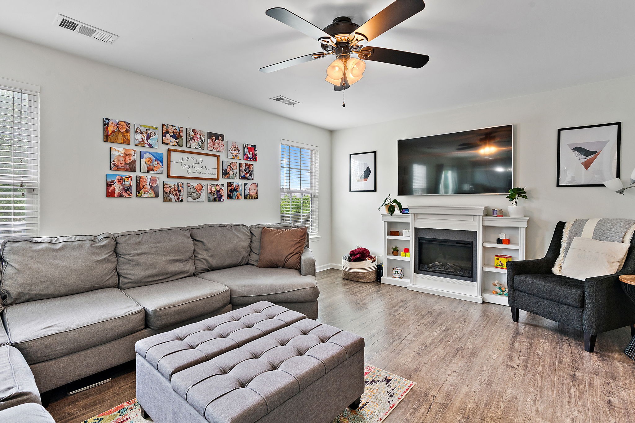 1320 Scarcroft Ln