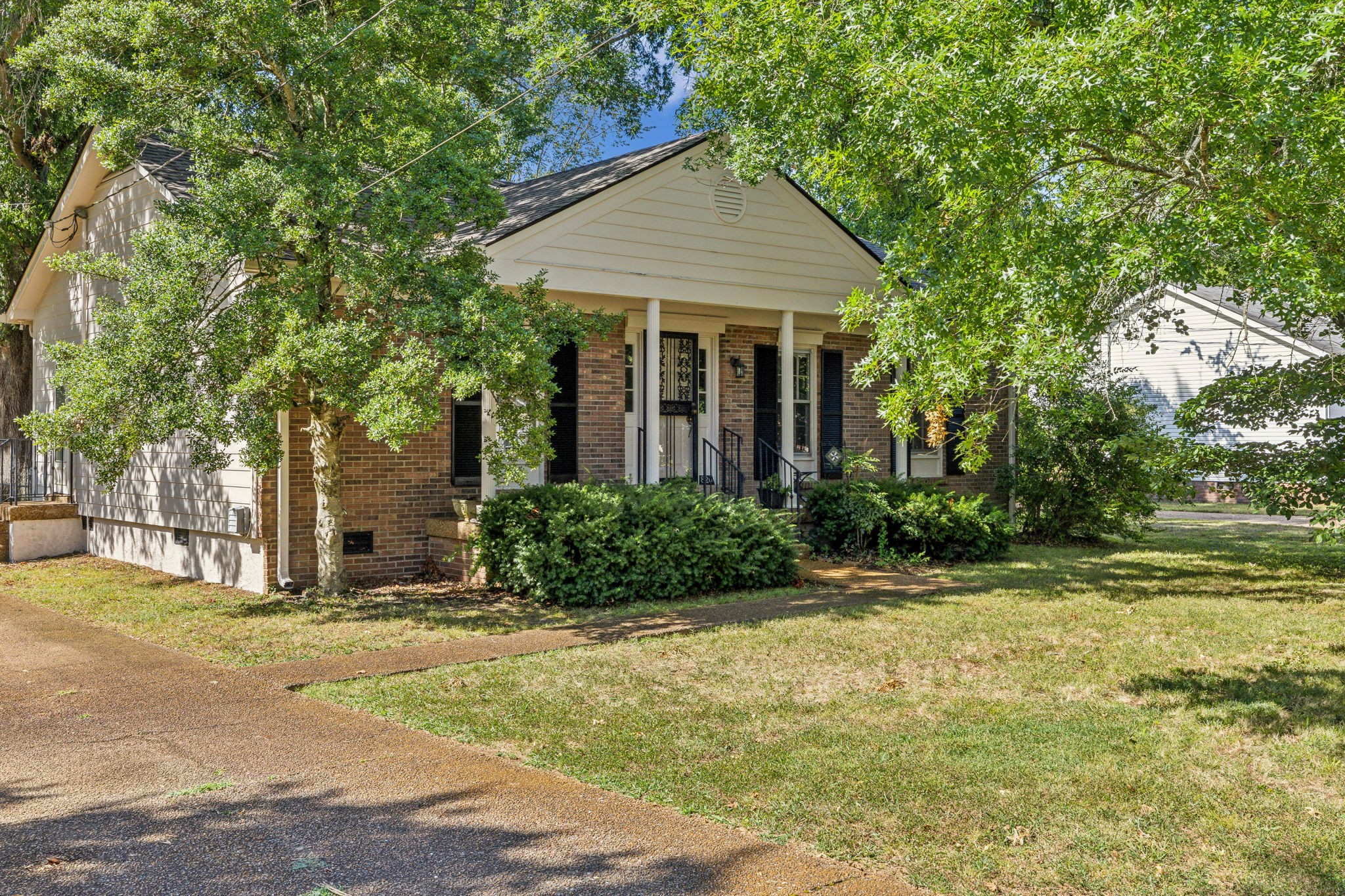 820 Harpeth Bend Dr