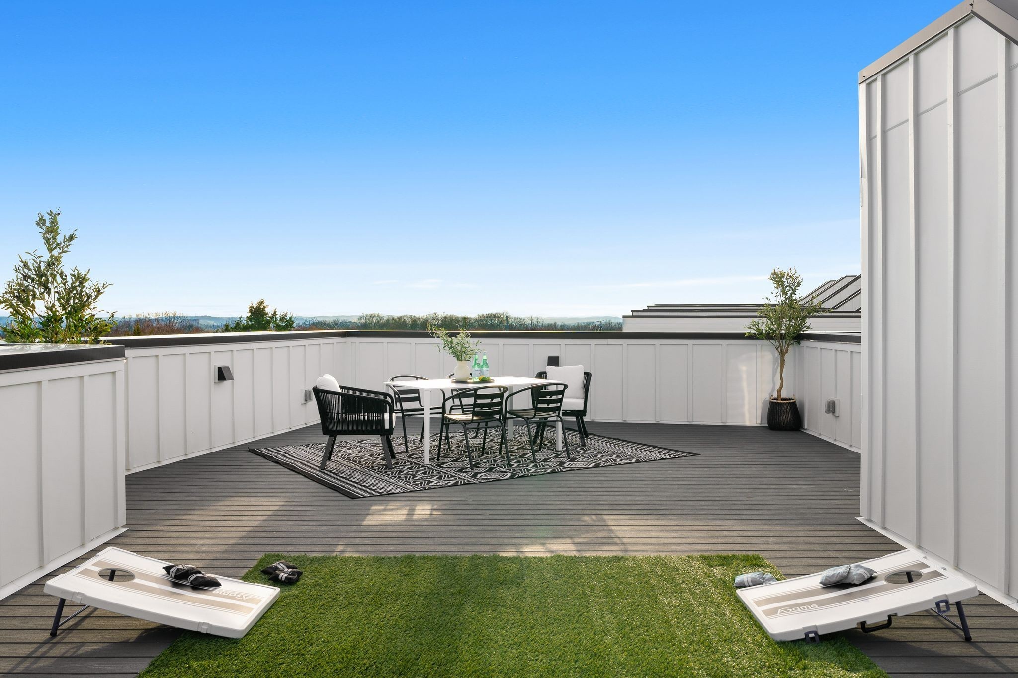 496 W Trinity Ln Unit: 1