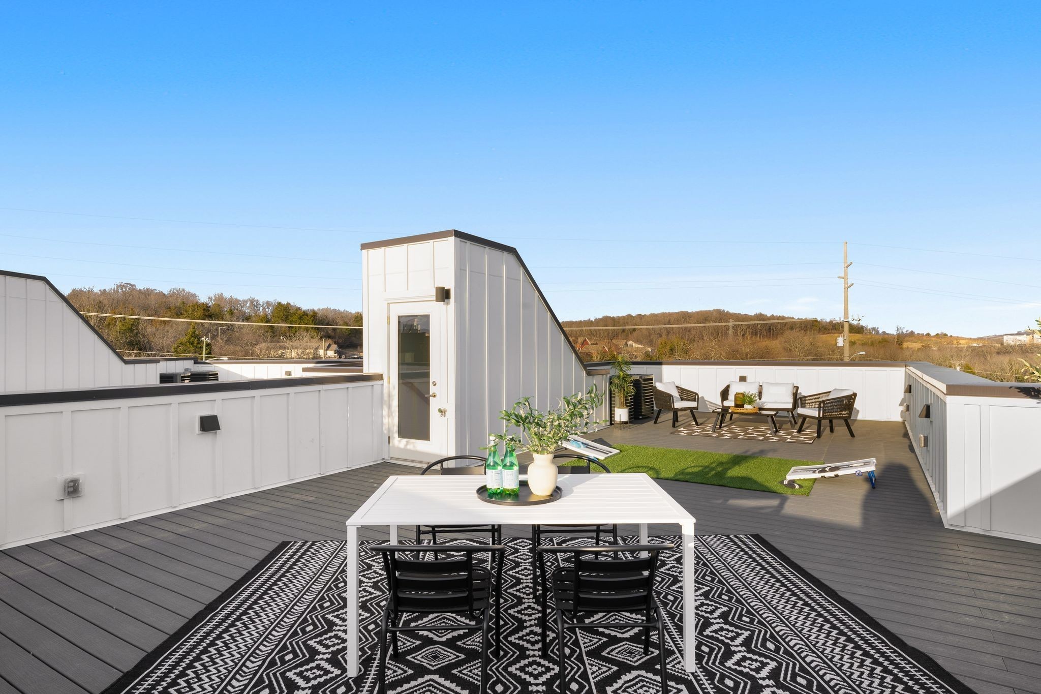 496 W Trinity Ln Unit: 1
