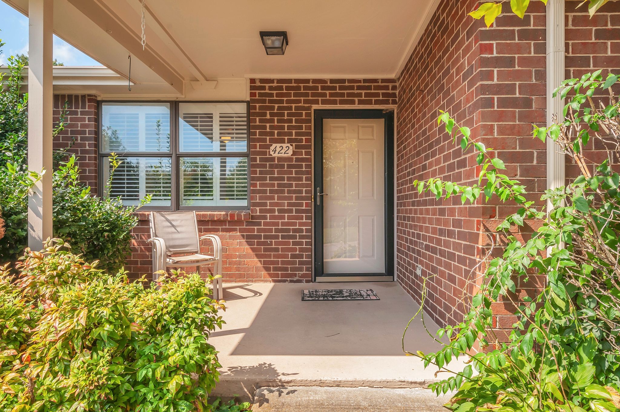 422 Deer Lake Dr