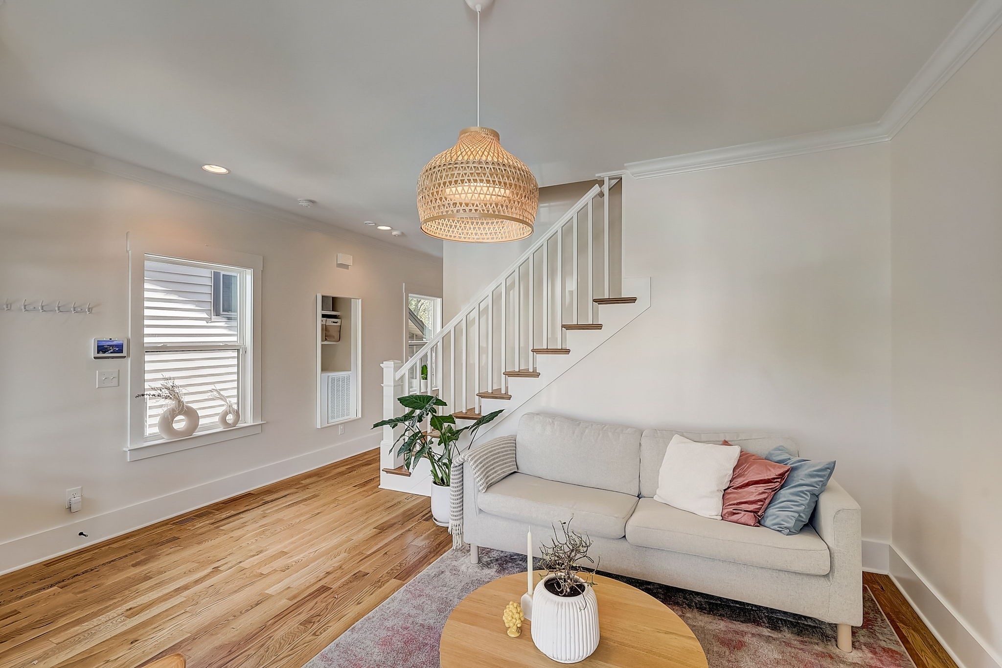 1009A Caldwell Ave