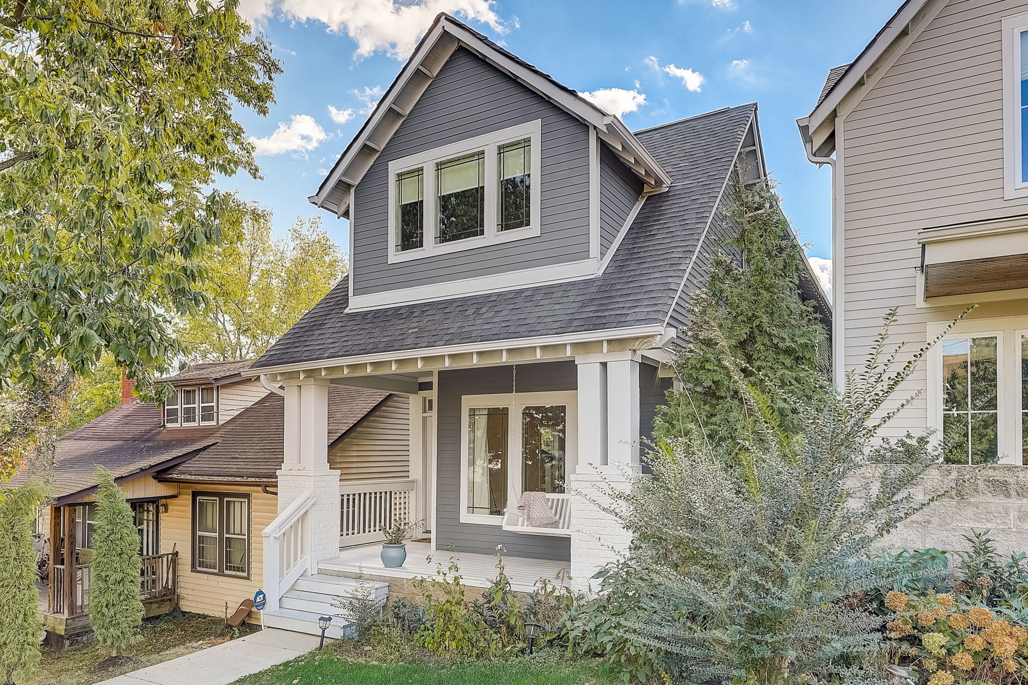 1009A Caldwell Ave