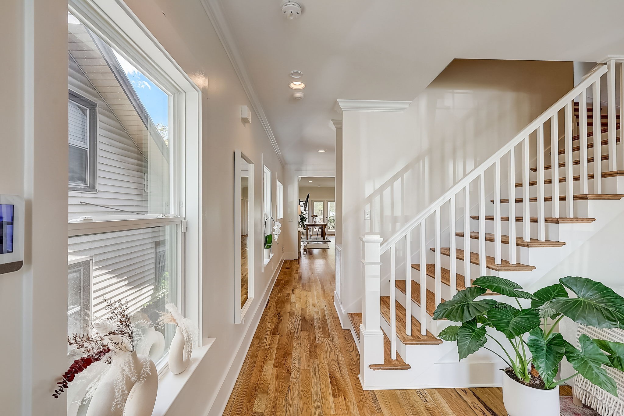 1009A Caldwell Ave
