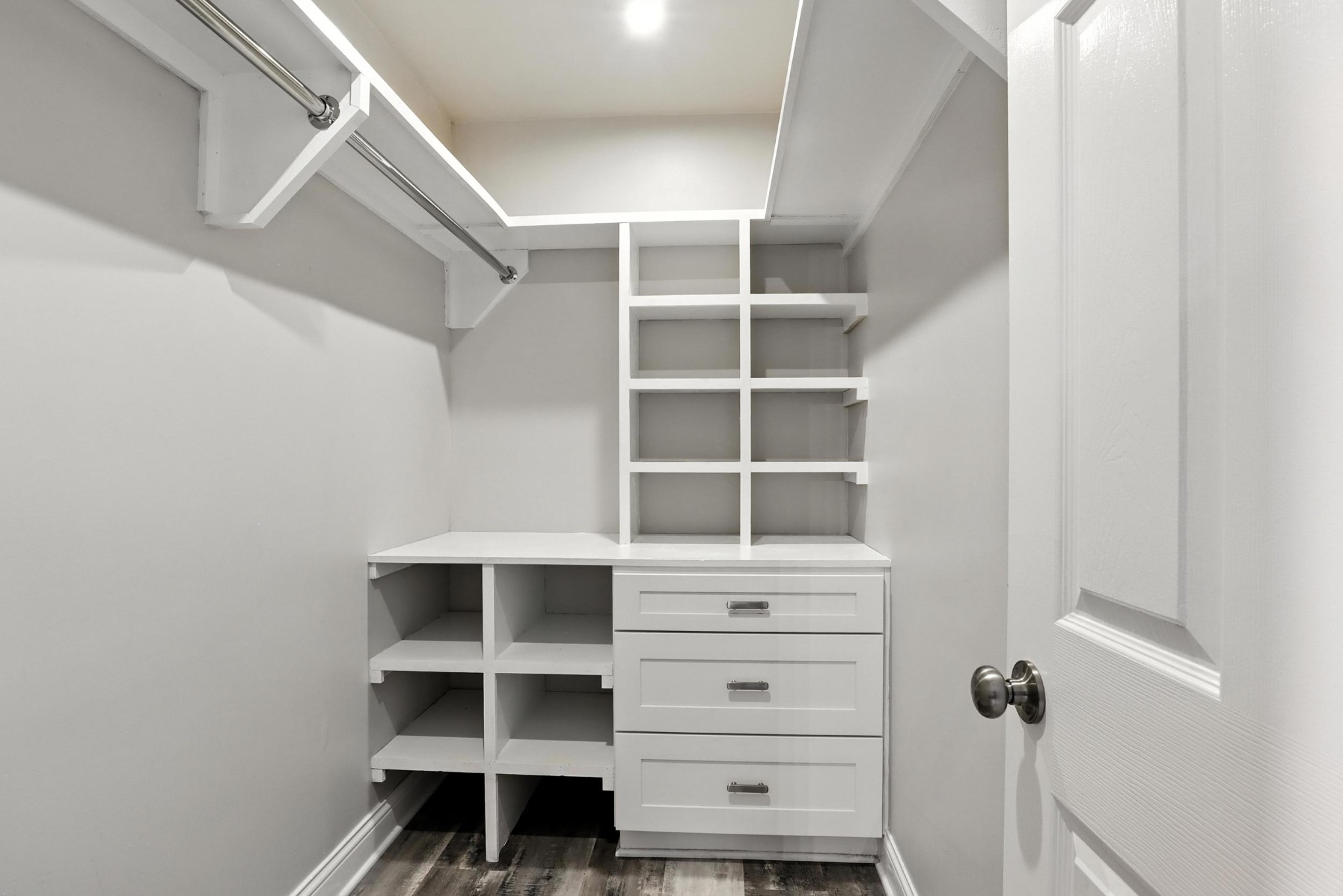 1069 Pleasant Valley Rd