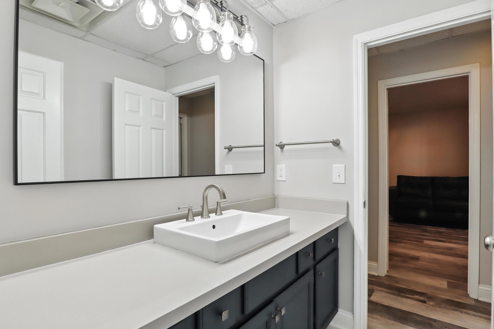 1069 Pleasant Valley Rd