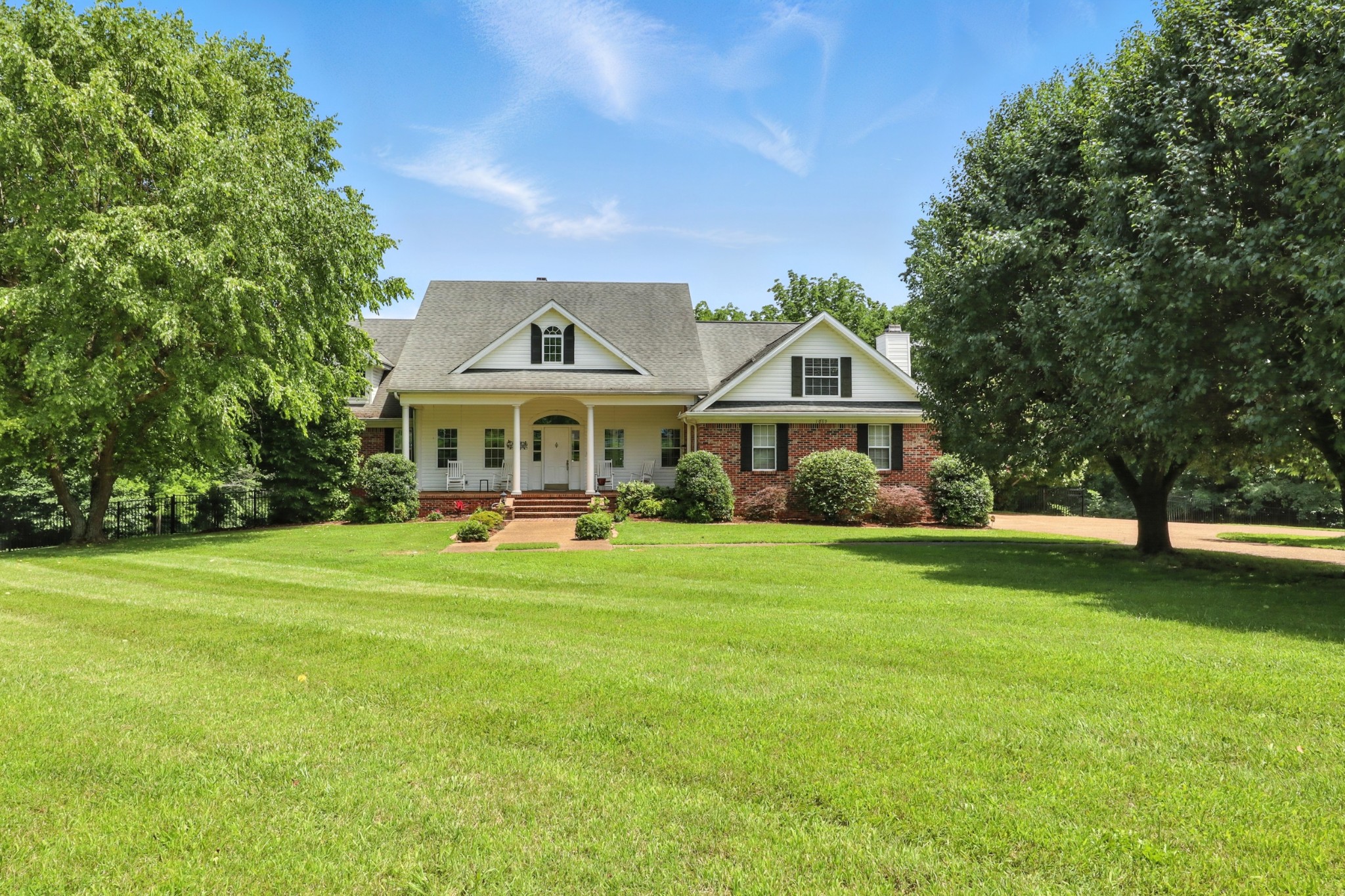 1069 Pleasant Valley Rd