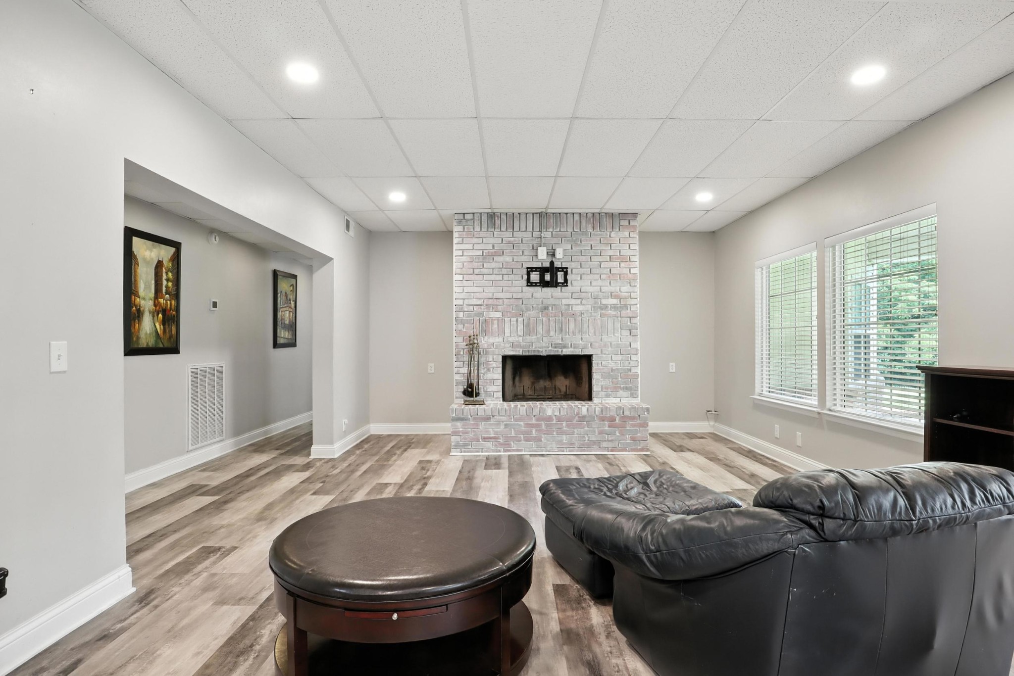 1069 Pleasant Valley Rd