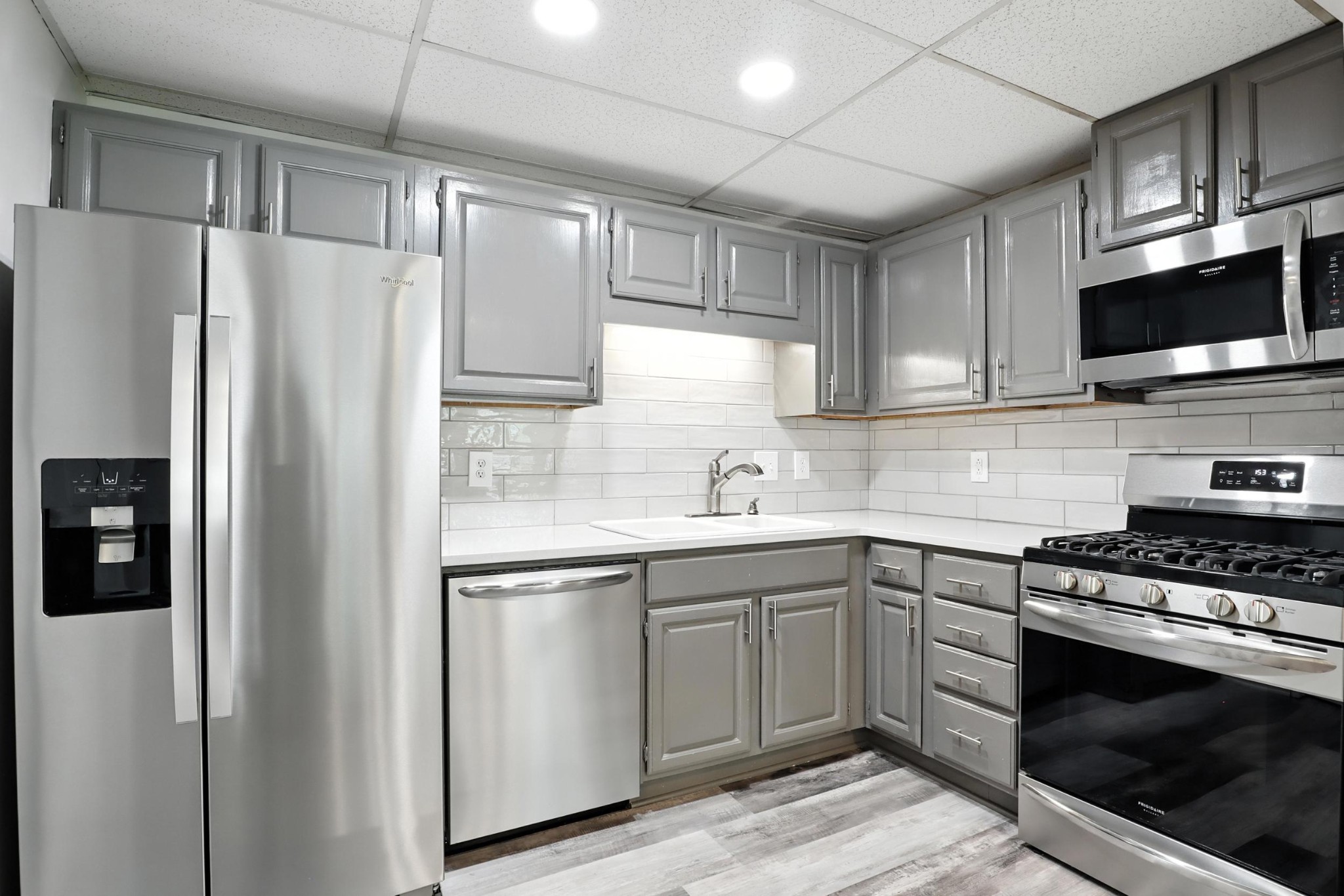 1069 Pleasant Valley Rd