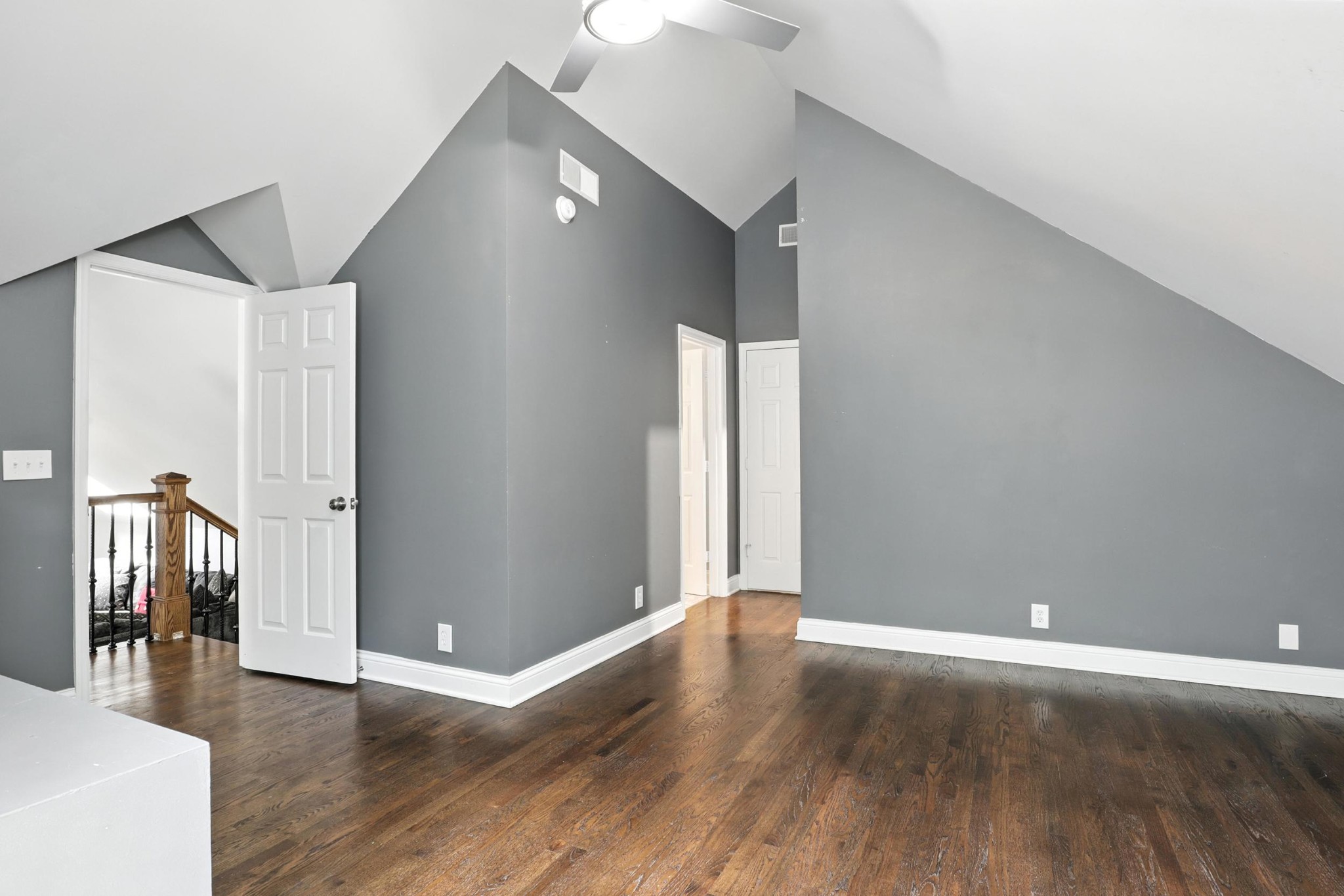 1069 Pleasant Valley Rd