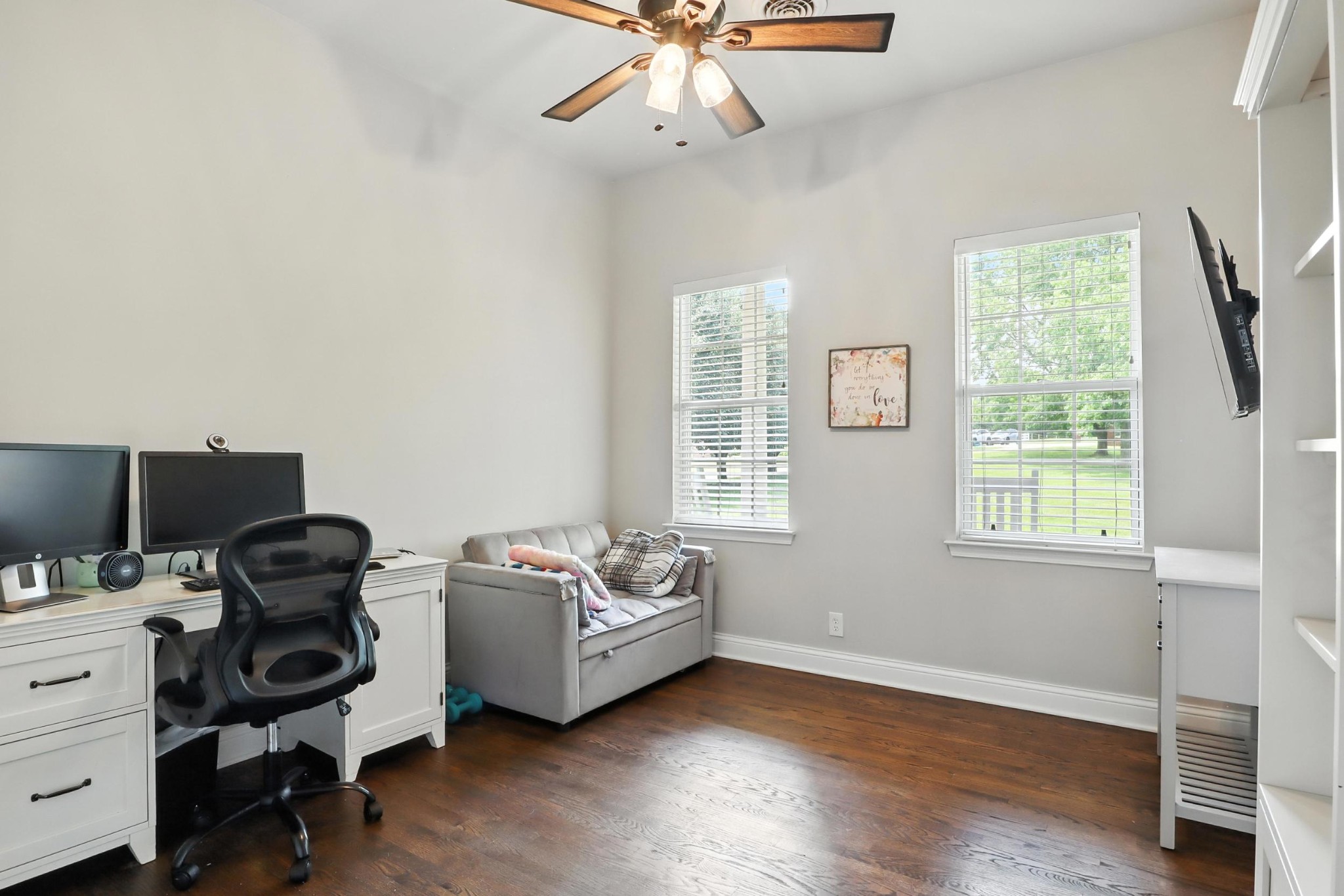 1069 Pleasant Valley Rd