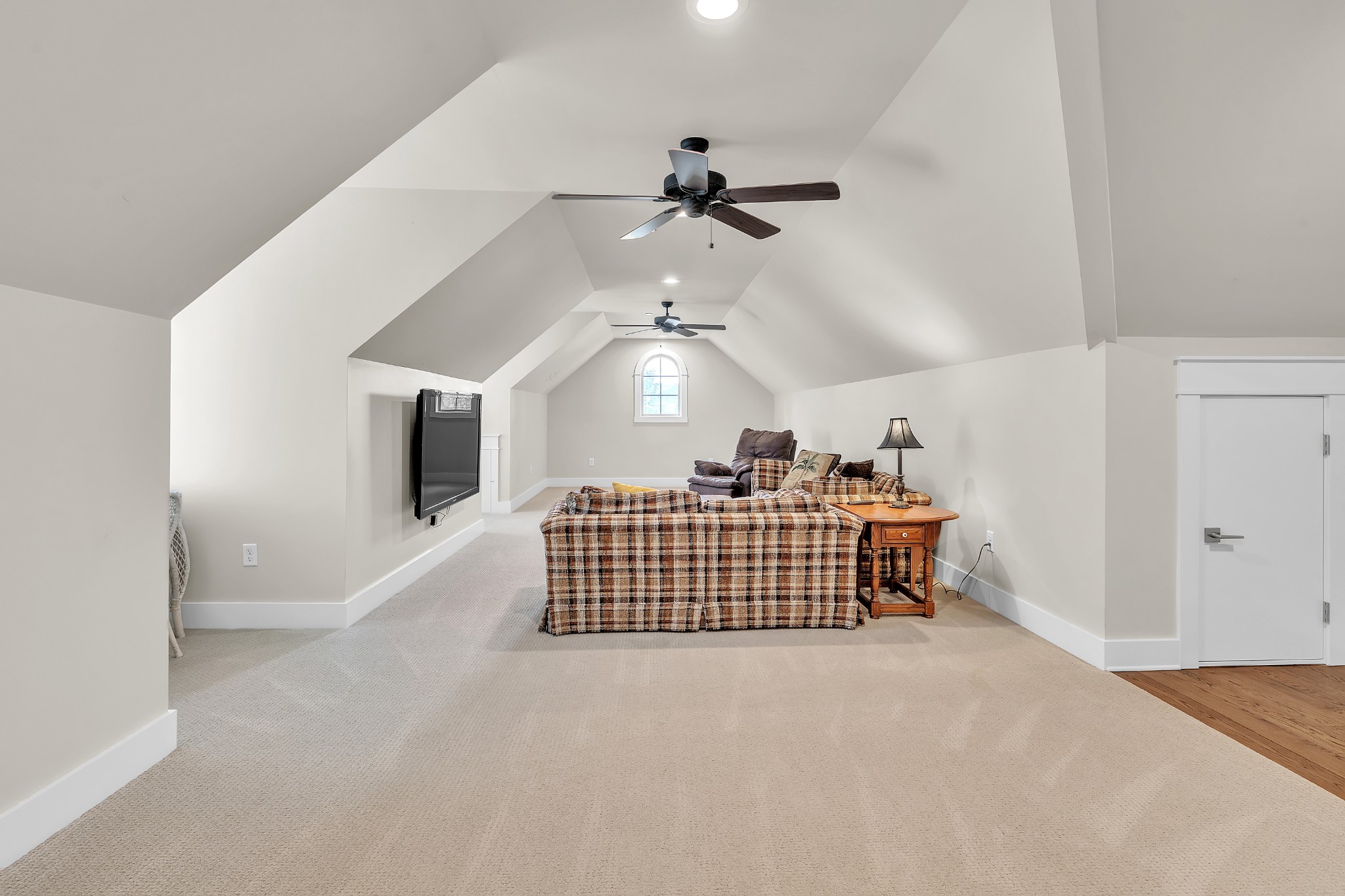 422 Evergreen Cir