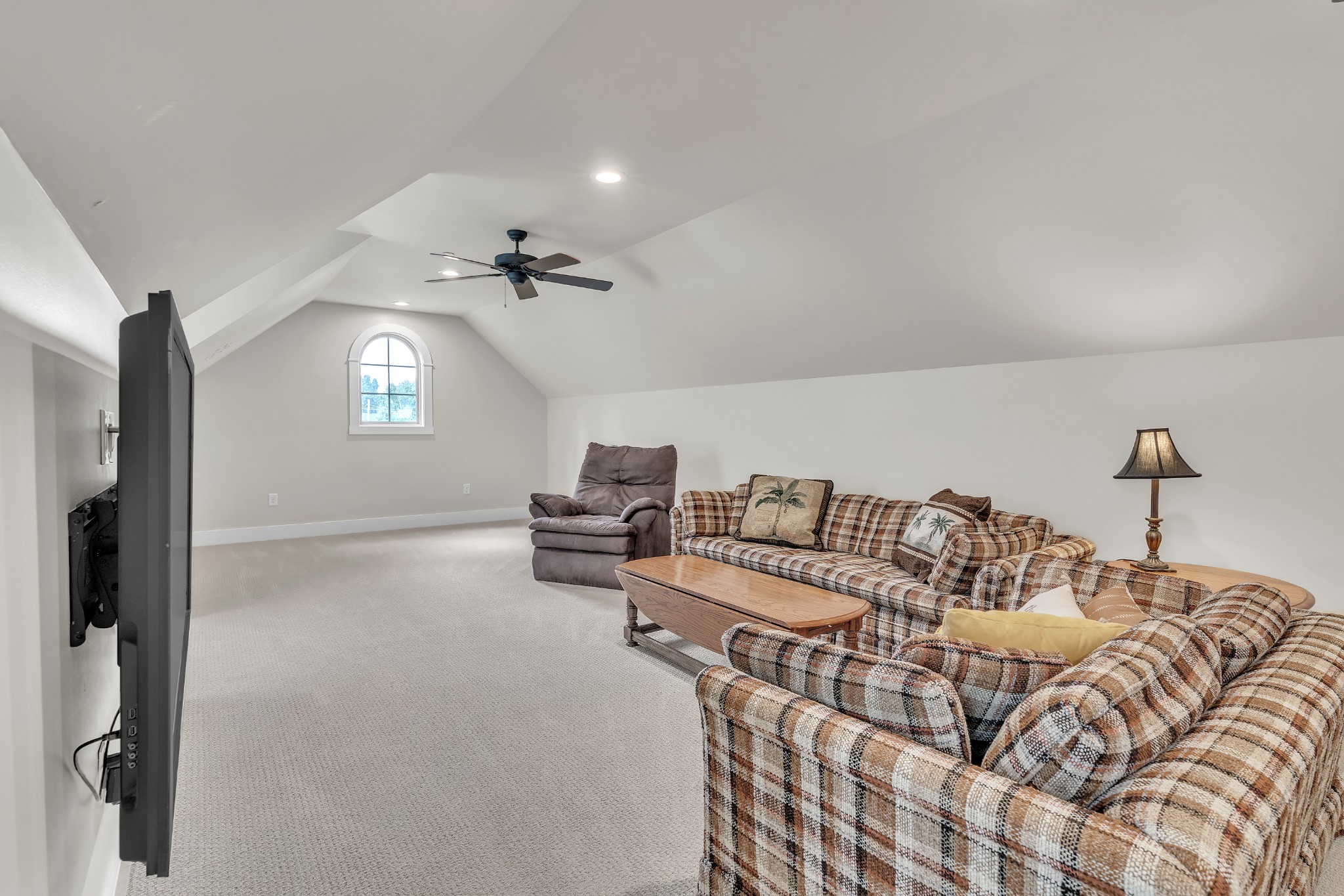 422 Evergreen Cir