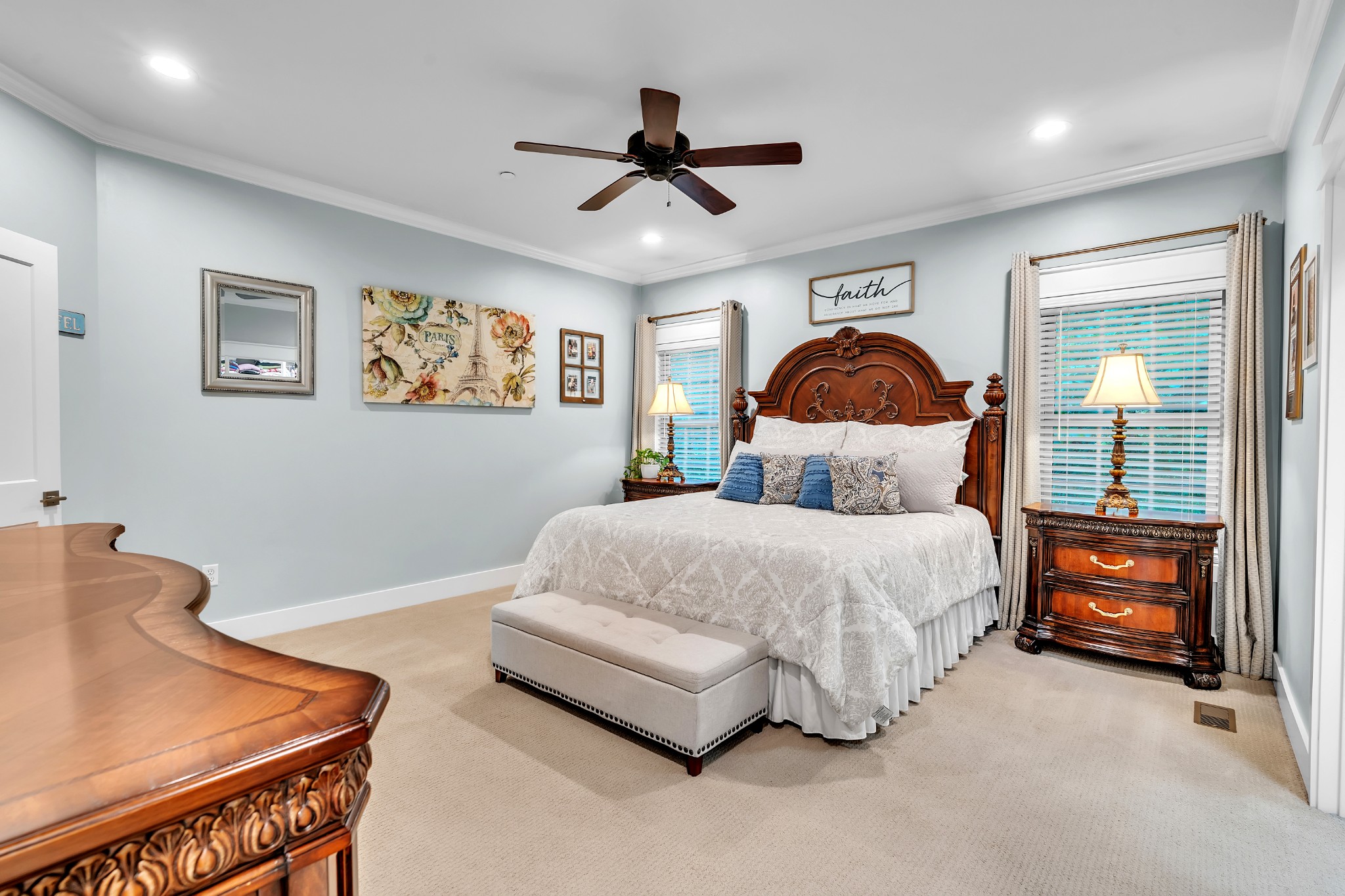 422 Evergreen Cir