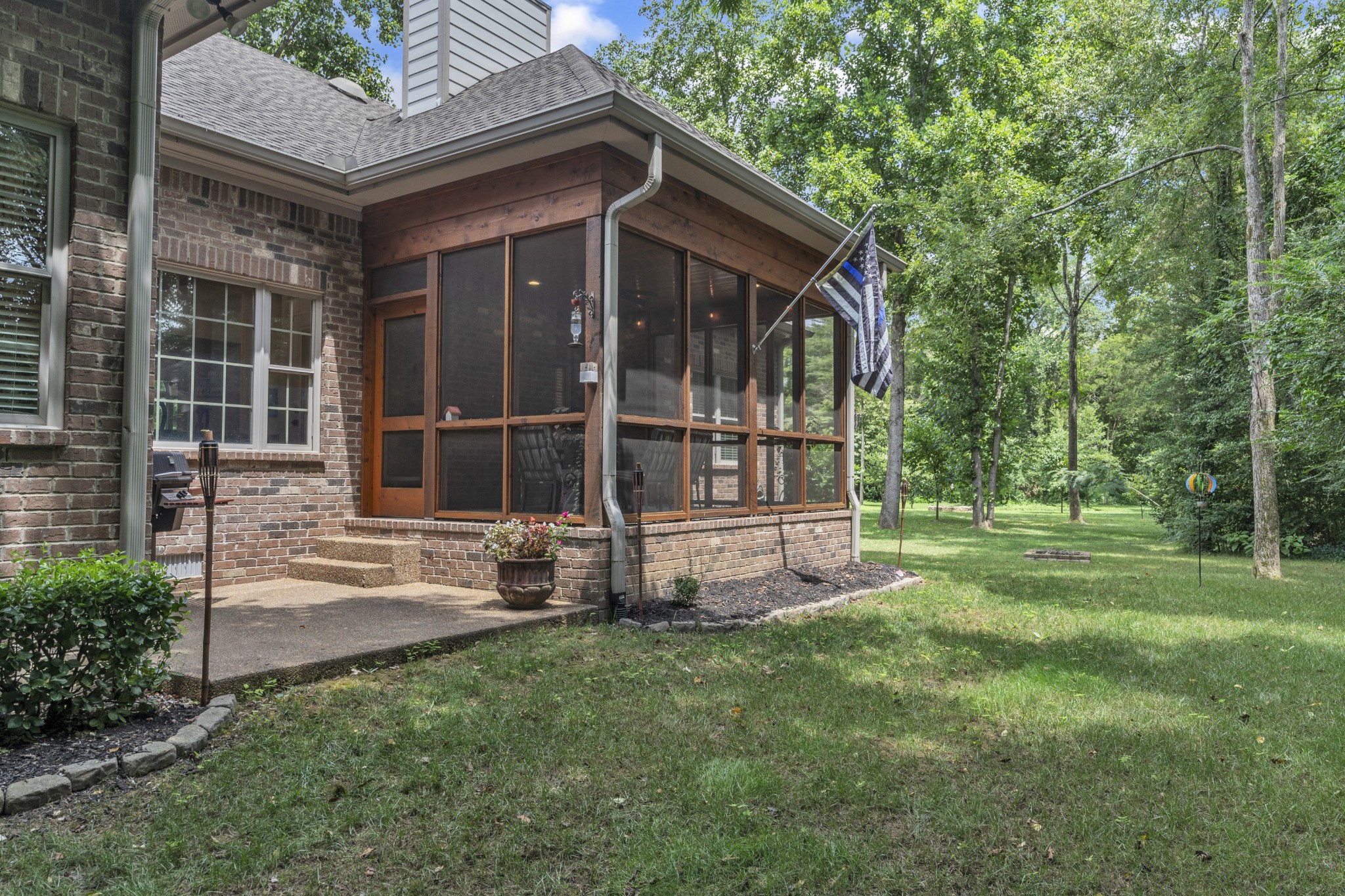 422 Evergreen Cir