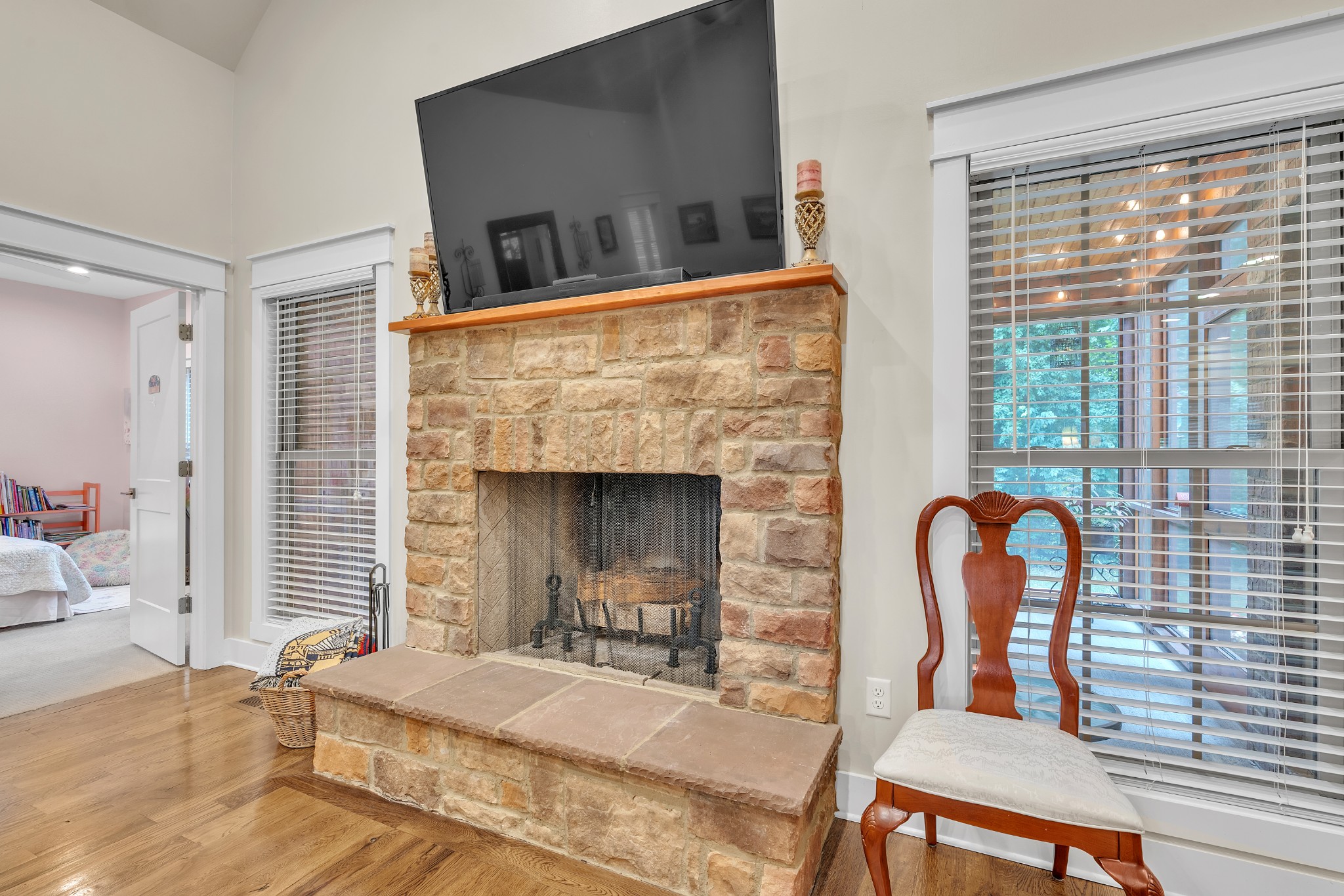 422 Evergreen Cir