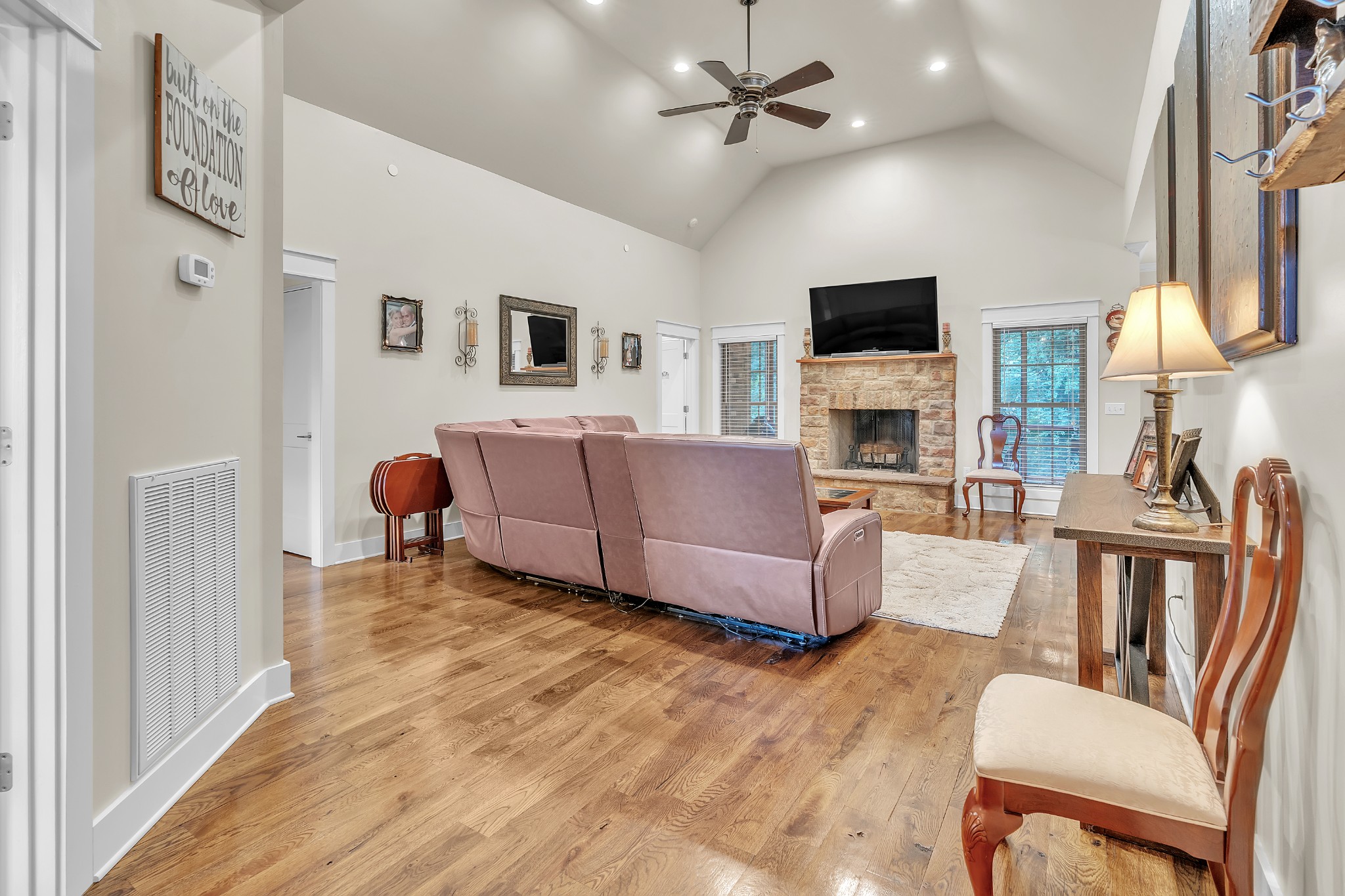 422 Evergreen Cir