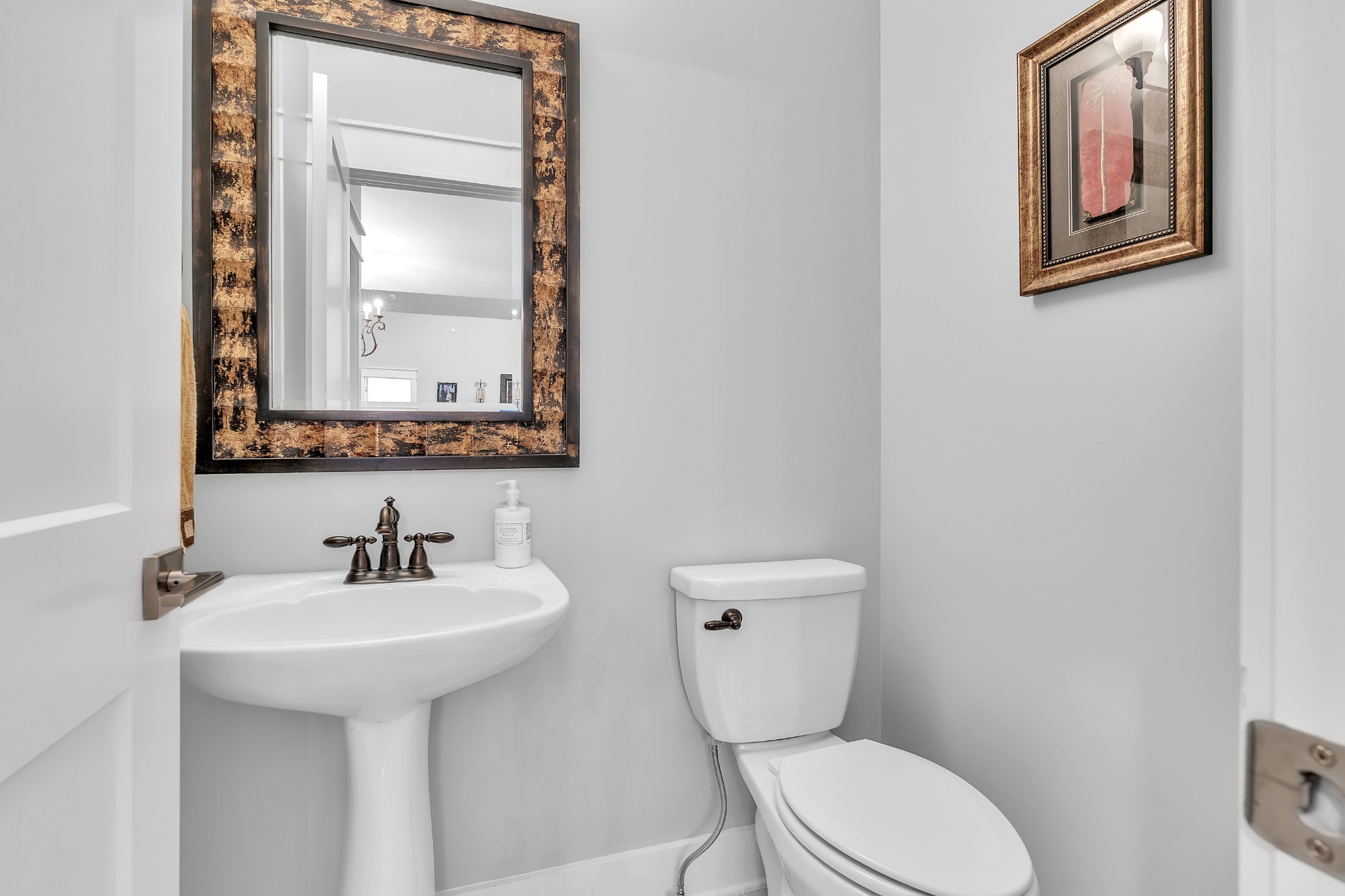 422 Evergreen Cir
