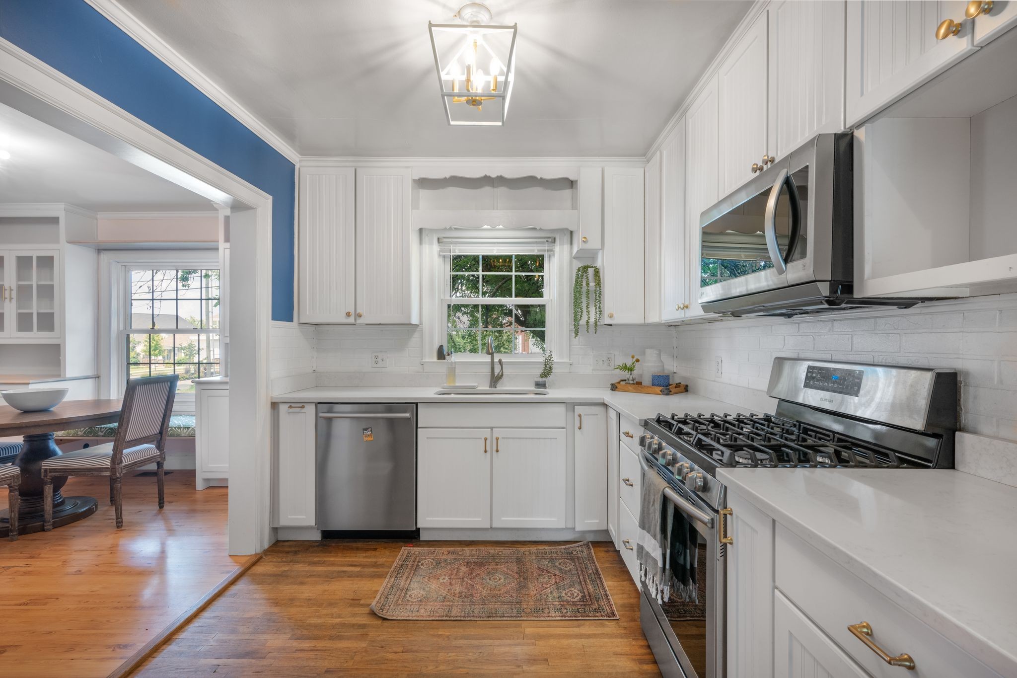 415 W Bend Dr