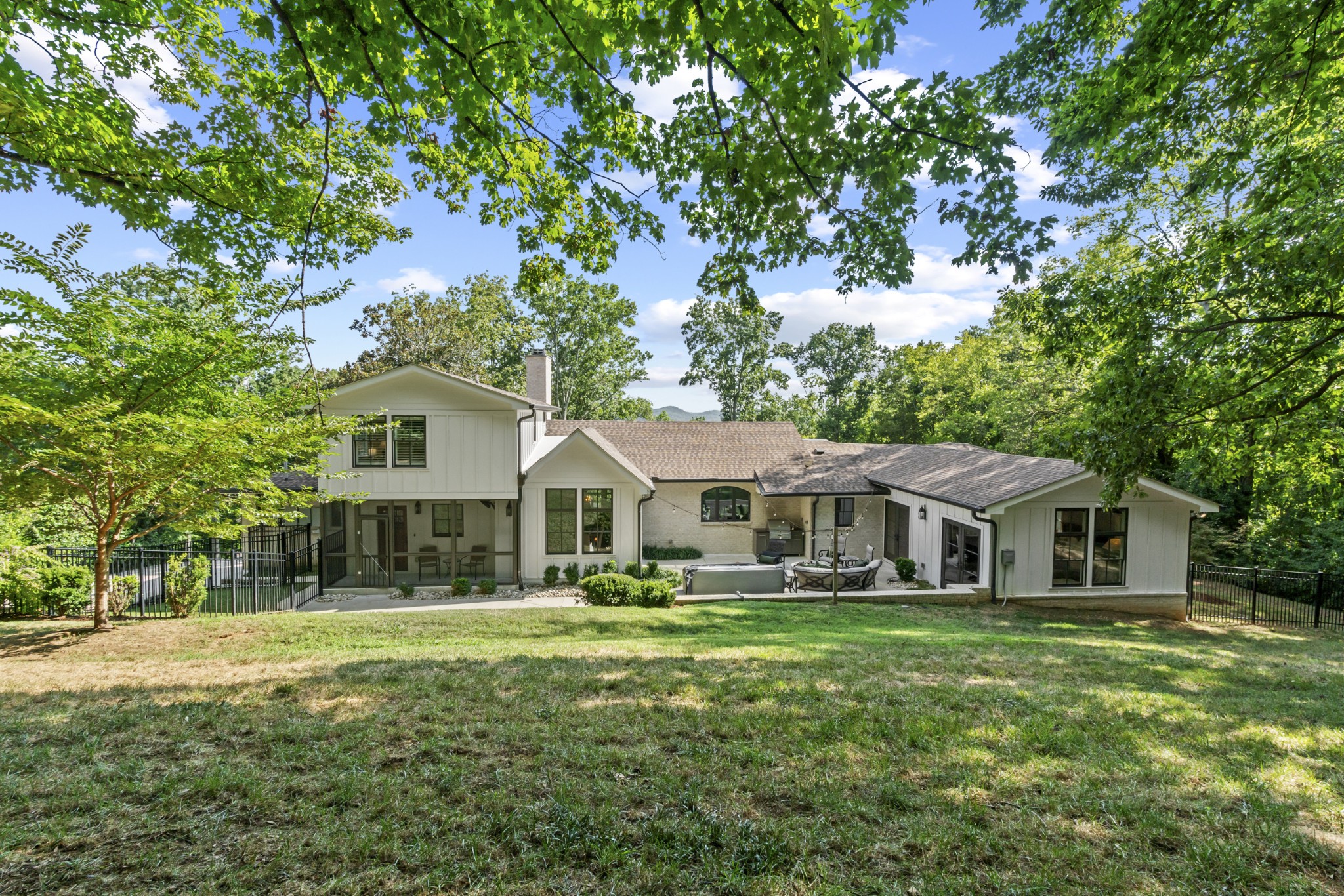 2152 Timberwood Dr