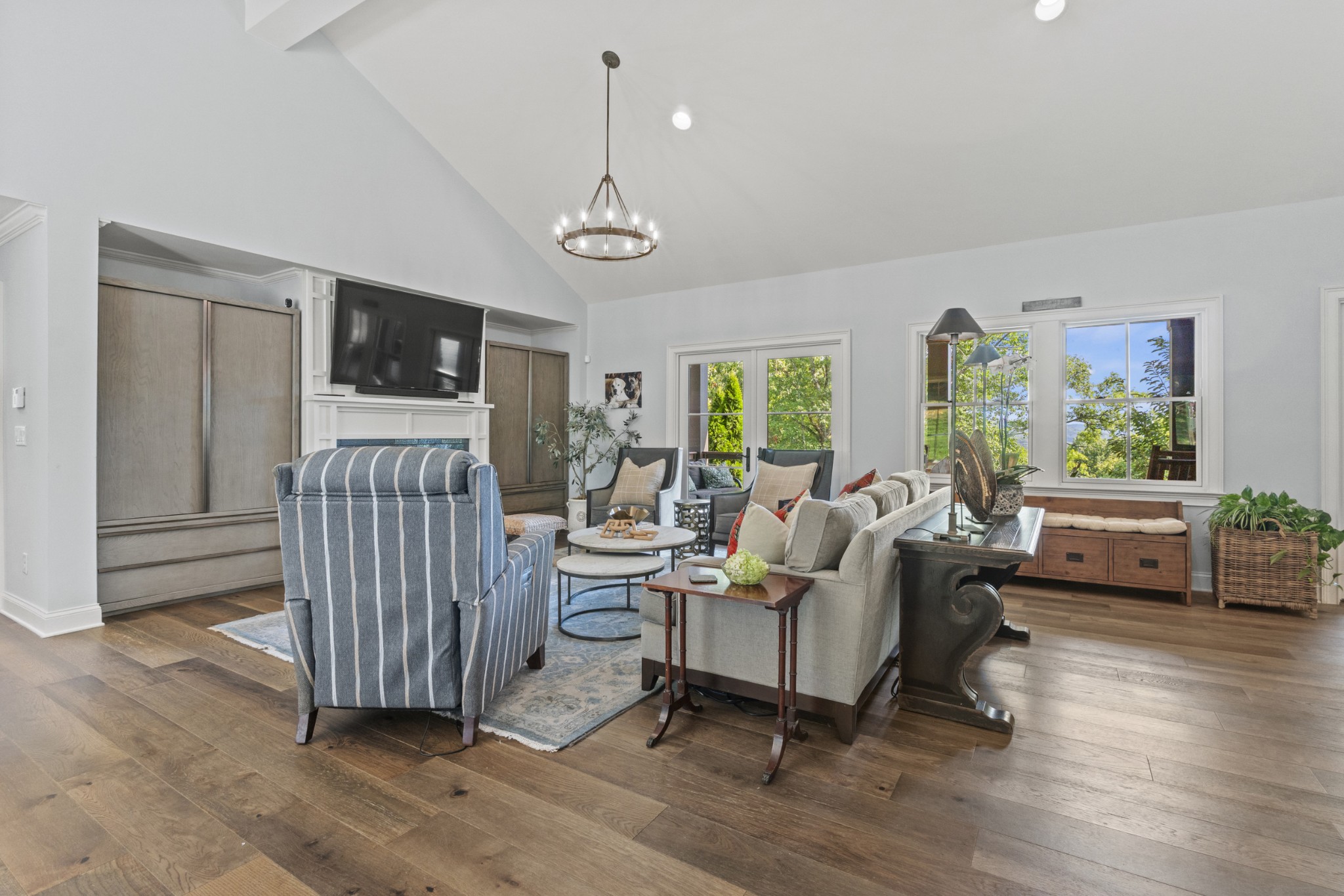 2152 Timberwood Dr