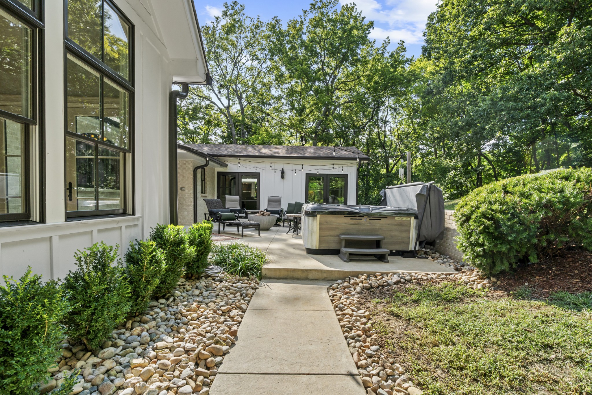 2152 Timberwood Dr