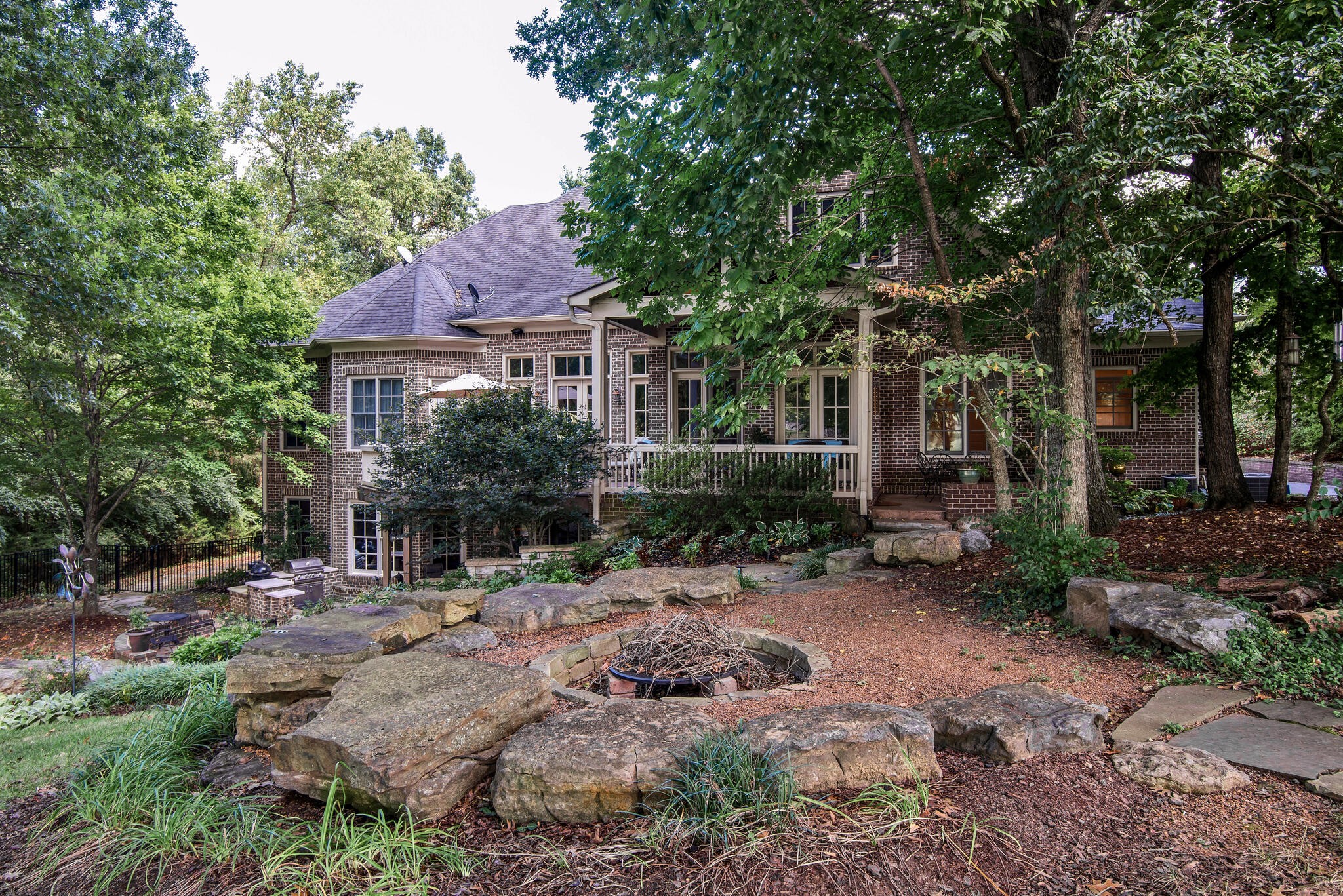 6521 Stableford Ln