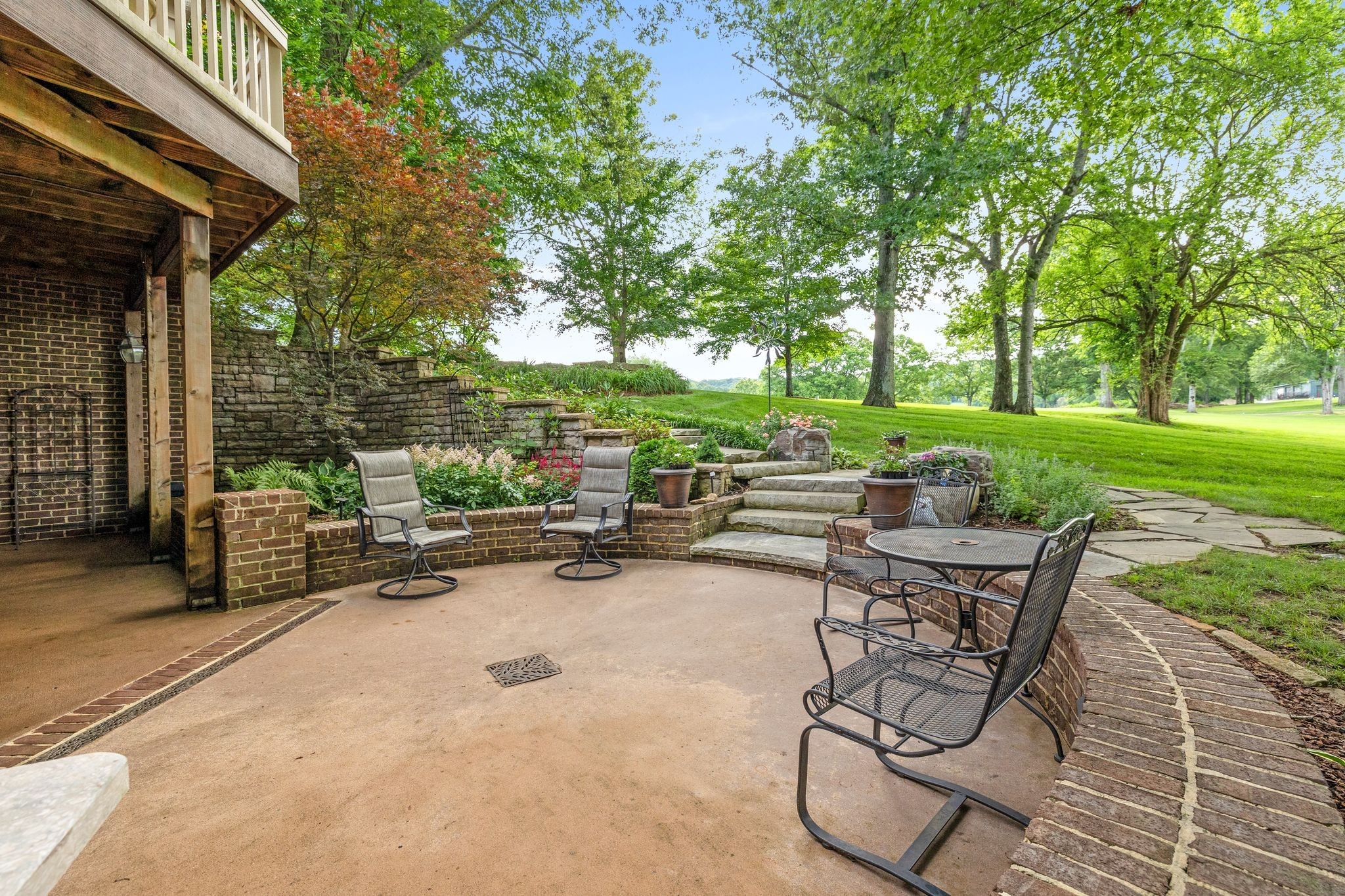 6521 Stableford Ln