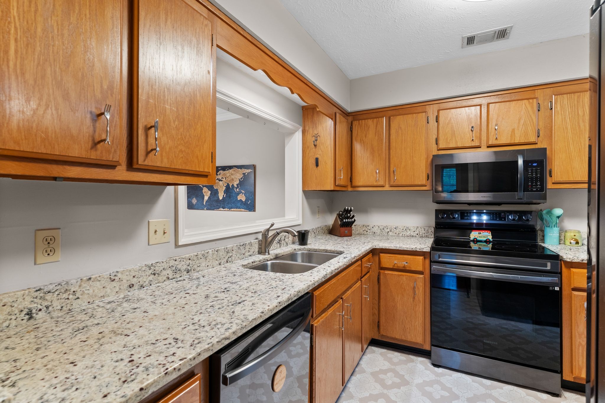 316 Ash Forge Dr