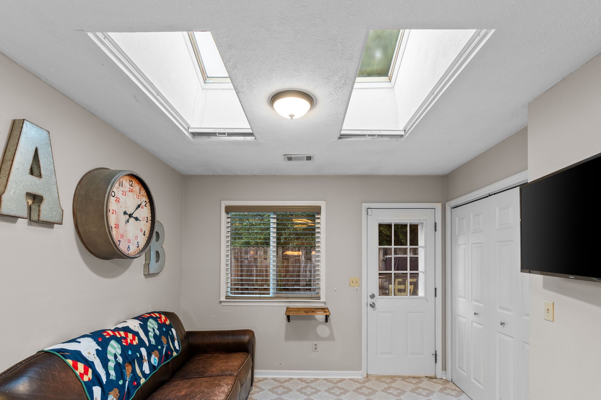 316 Ash Forge Dr
