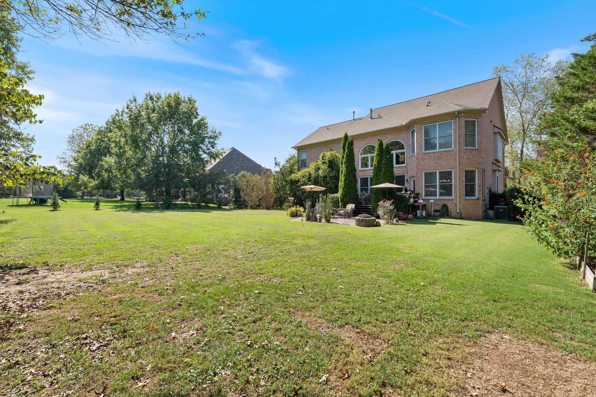 1740 Forsyth Park Dr