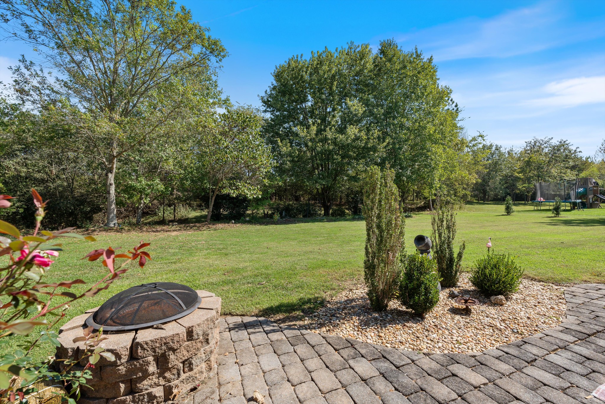 1740 Forsyth Park Dr