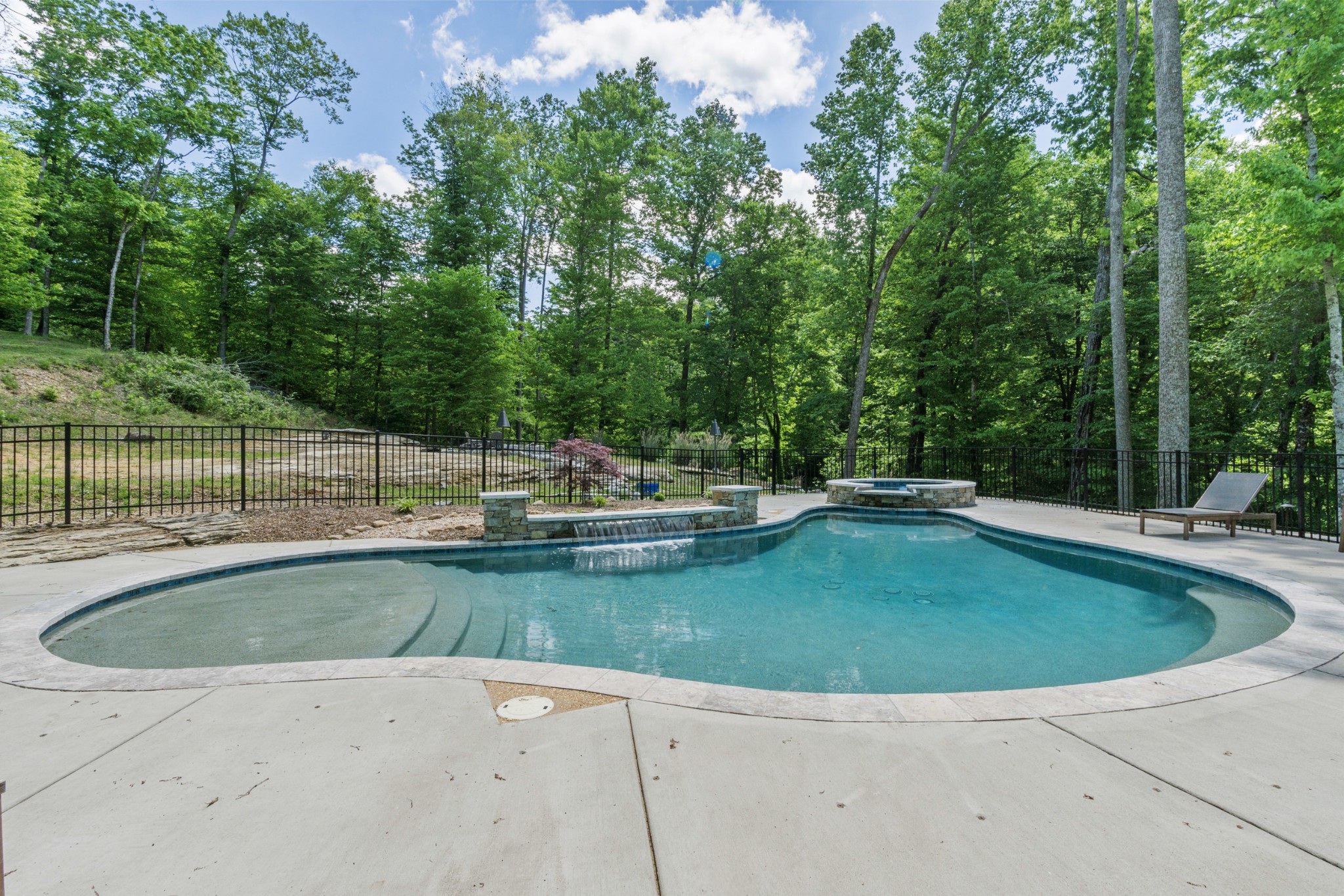 3560 Tyree Springs Rd