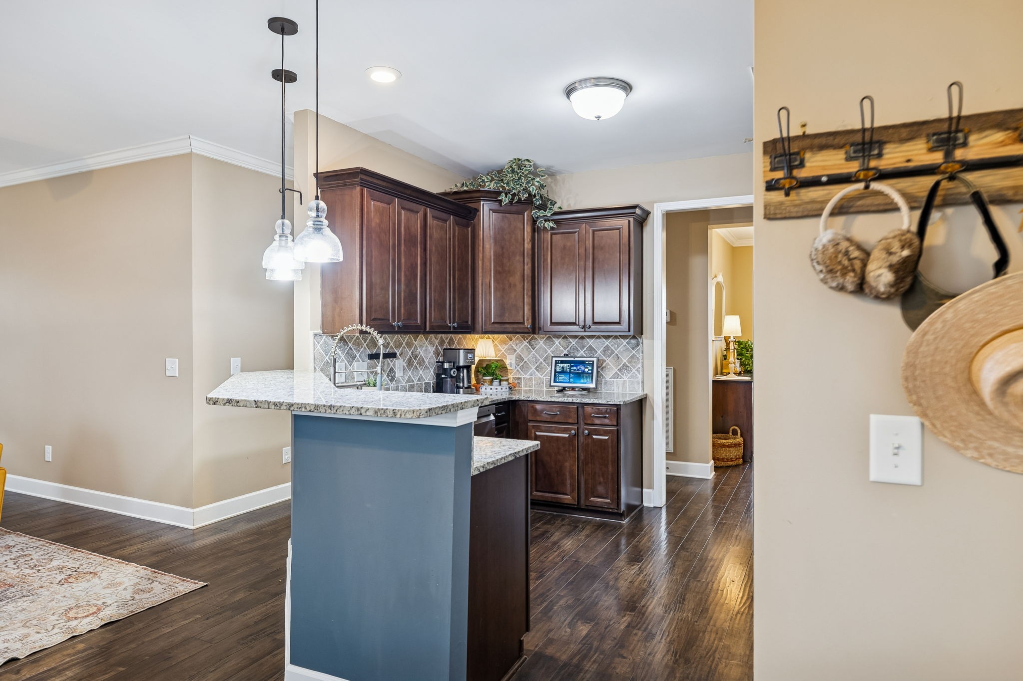 2607 Hidden Creek Way