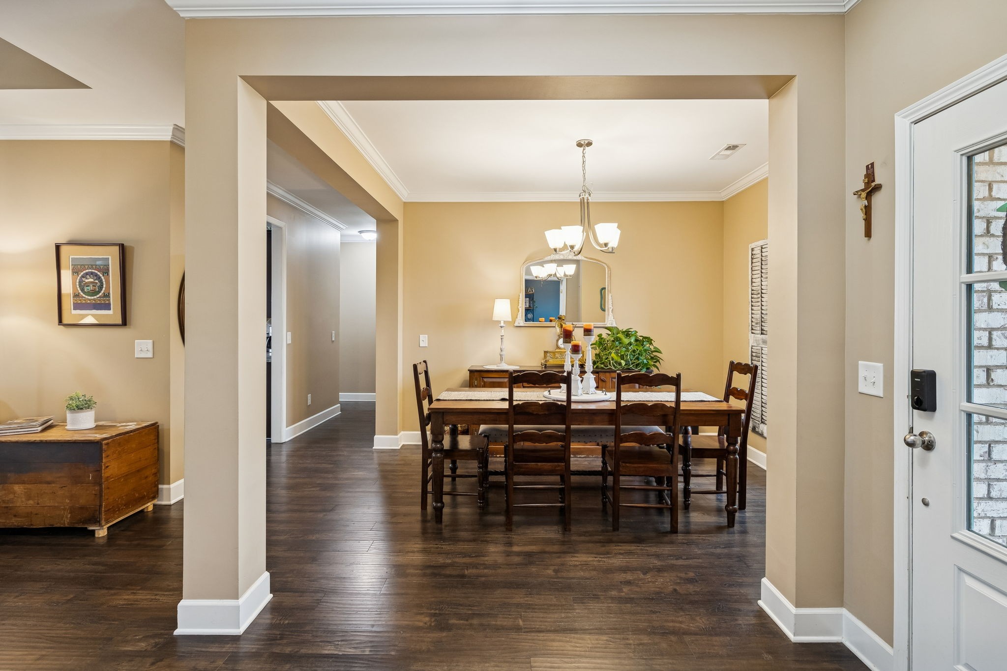 2607 Hidden Creek Way