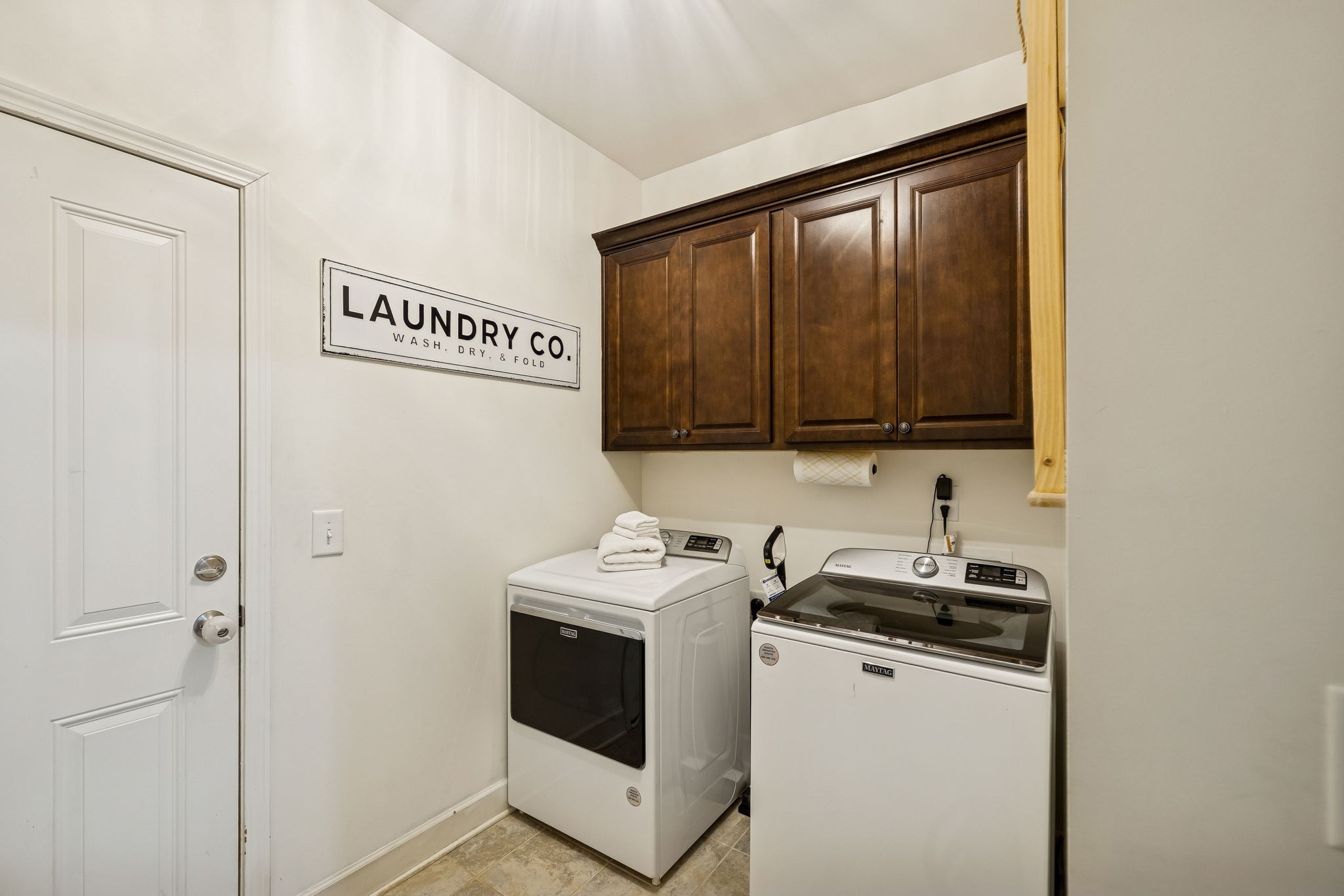 2607 Hidden Creek Way