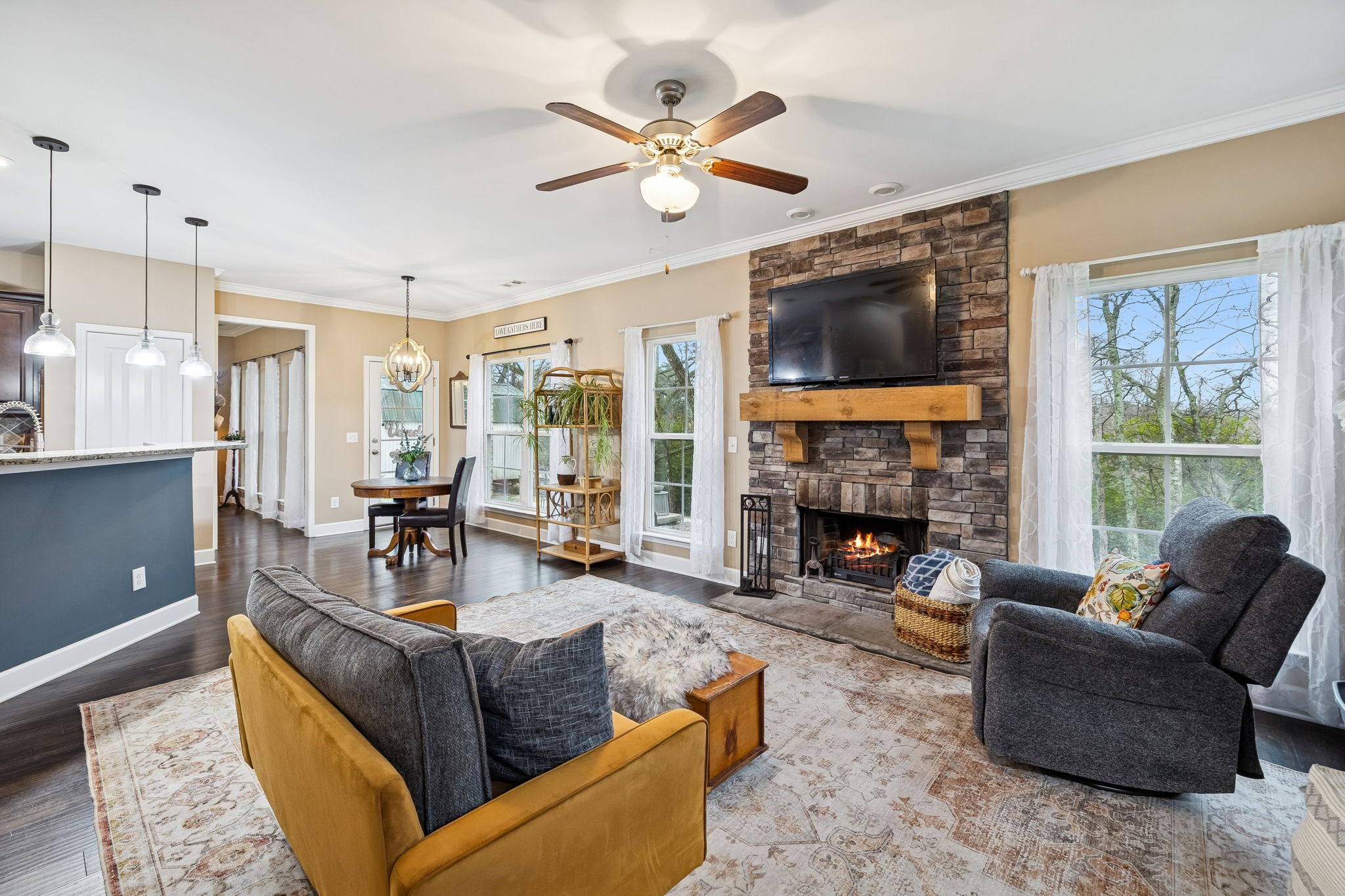 2607 Hidden Creek Way