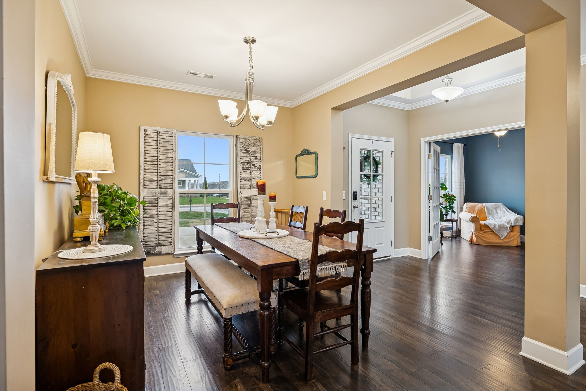 2607 Hidden Creek Way