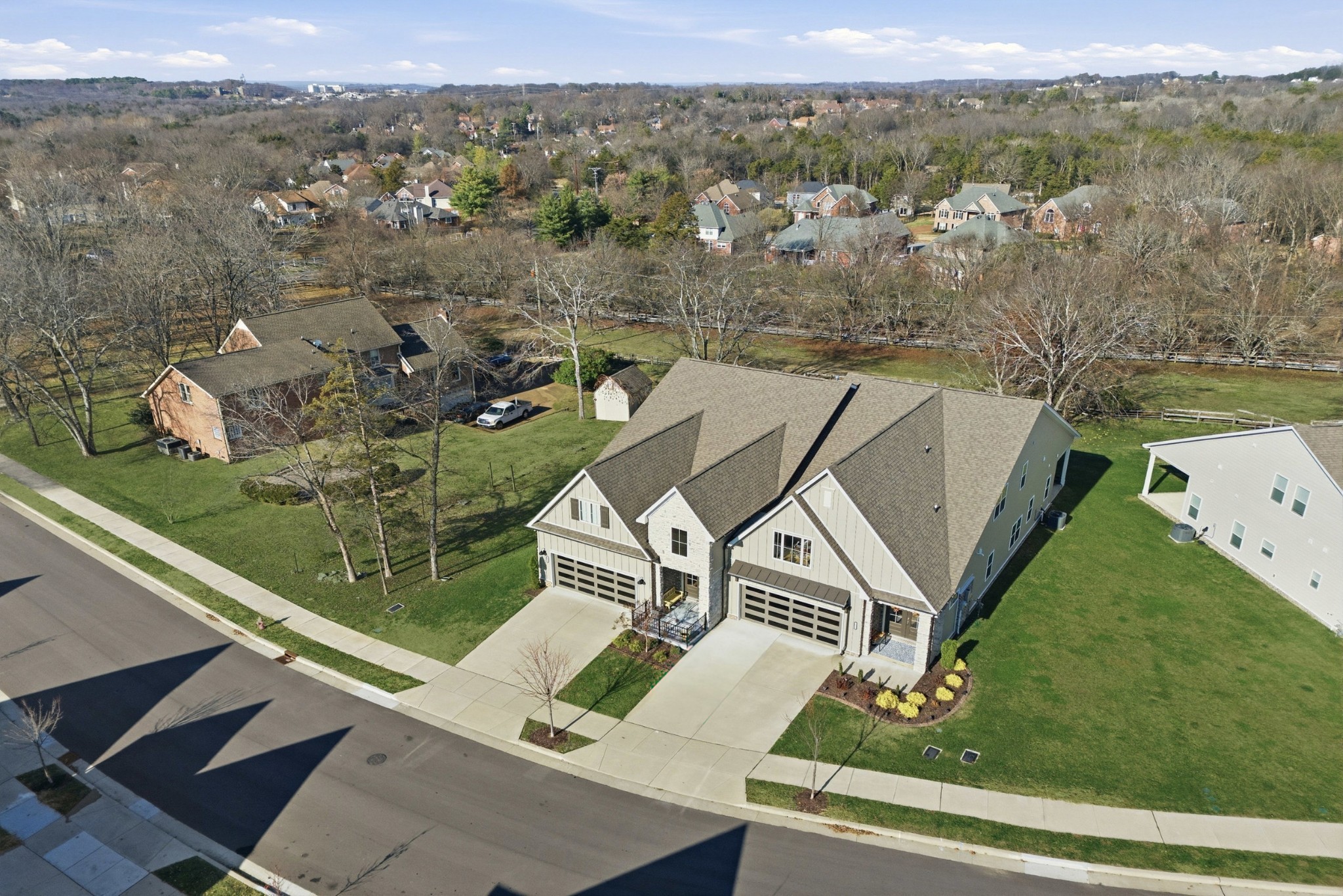 3013 Wiltshire Park Pl