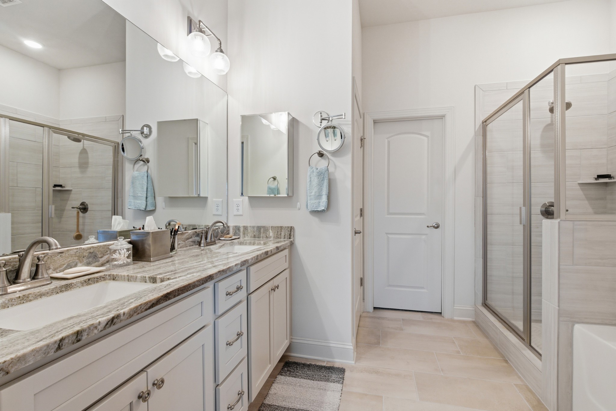 3013 Wiltshire Park Pl