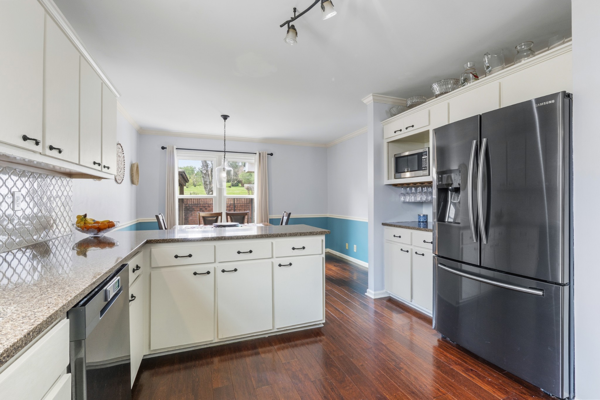 7108 River Park Ct