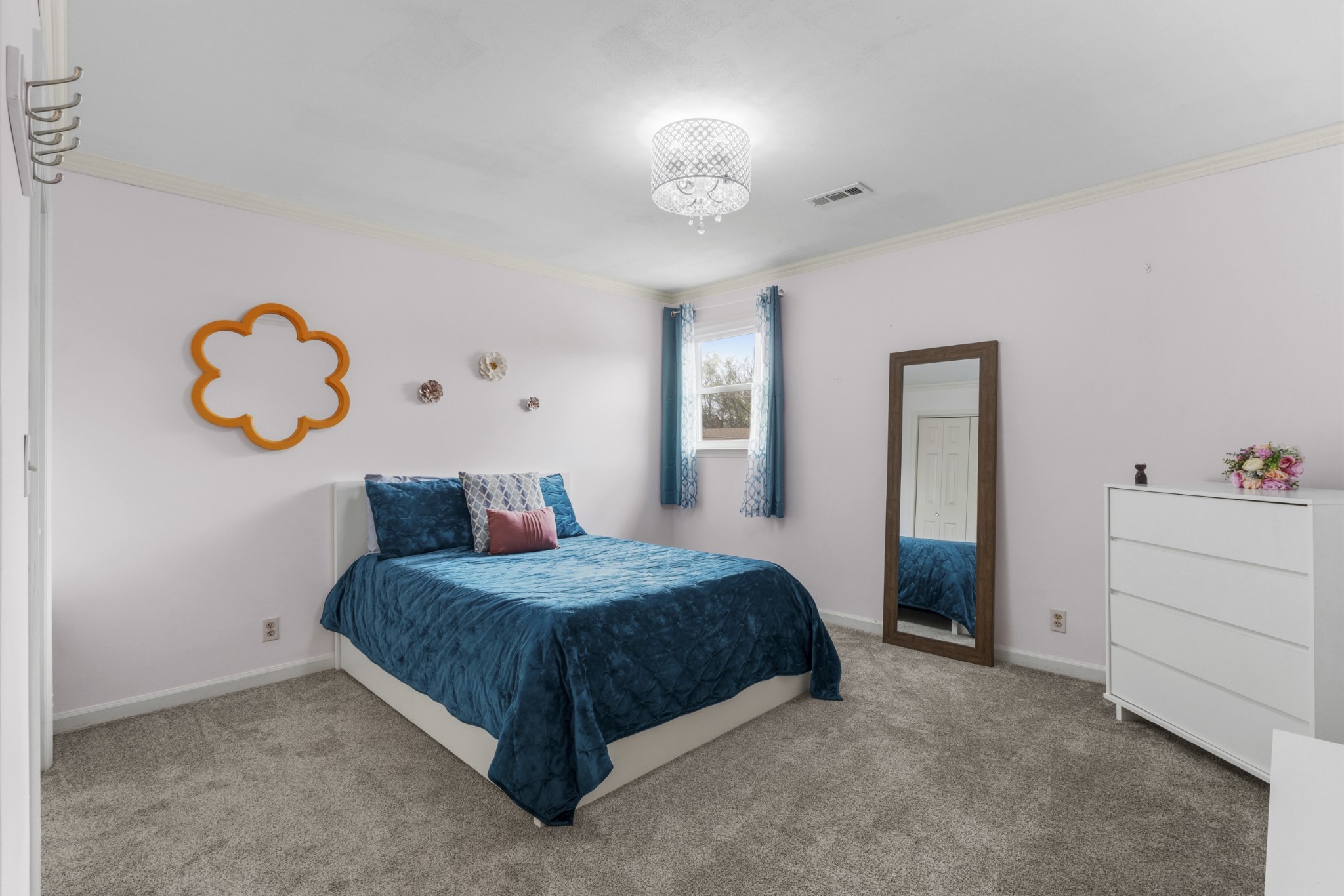 7108 River Park Ct